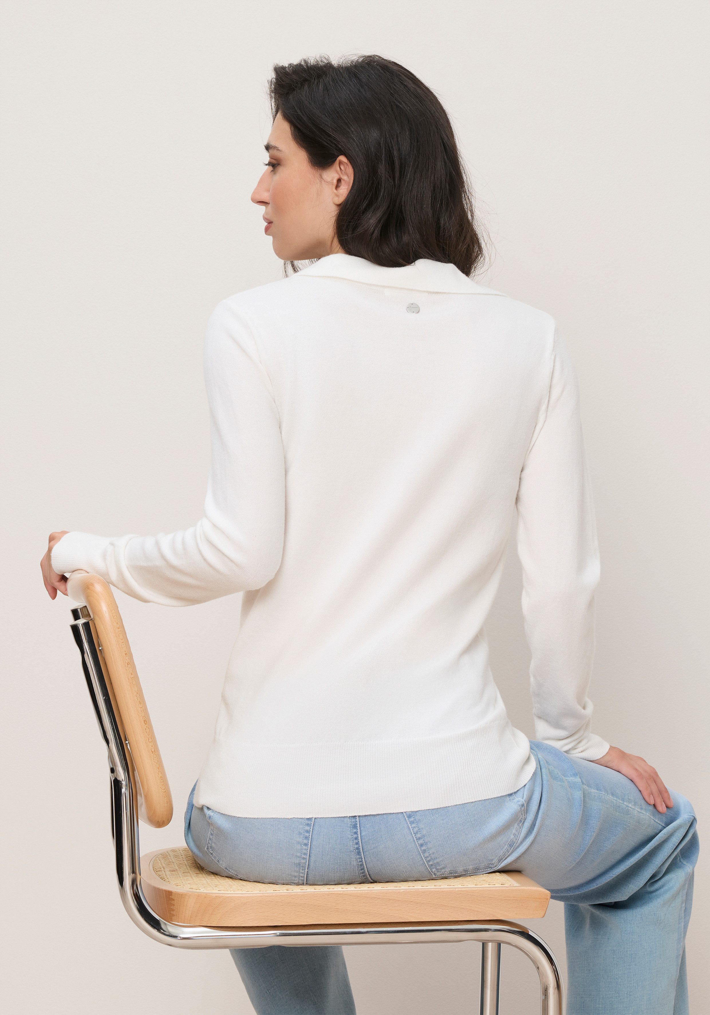 Tamaris Strickpullover mit Polokragen, figurumspielende Passform, aus Feinstrick aus weicher Viskosemischung