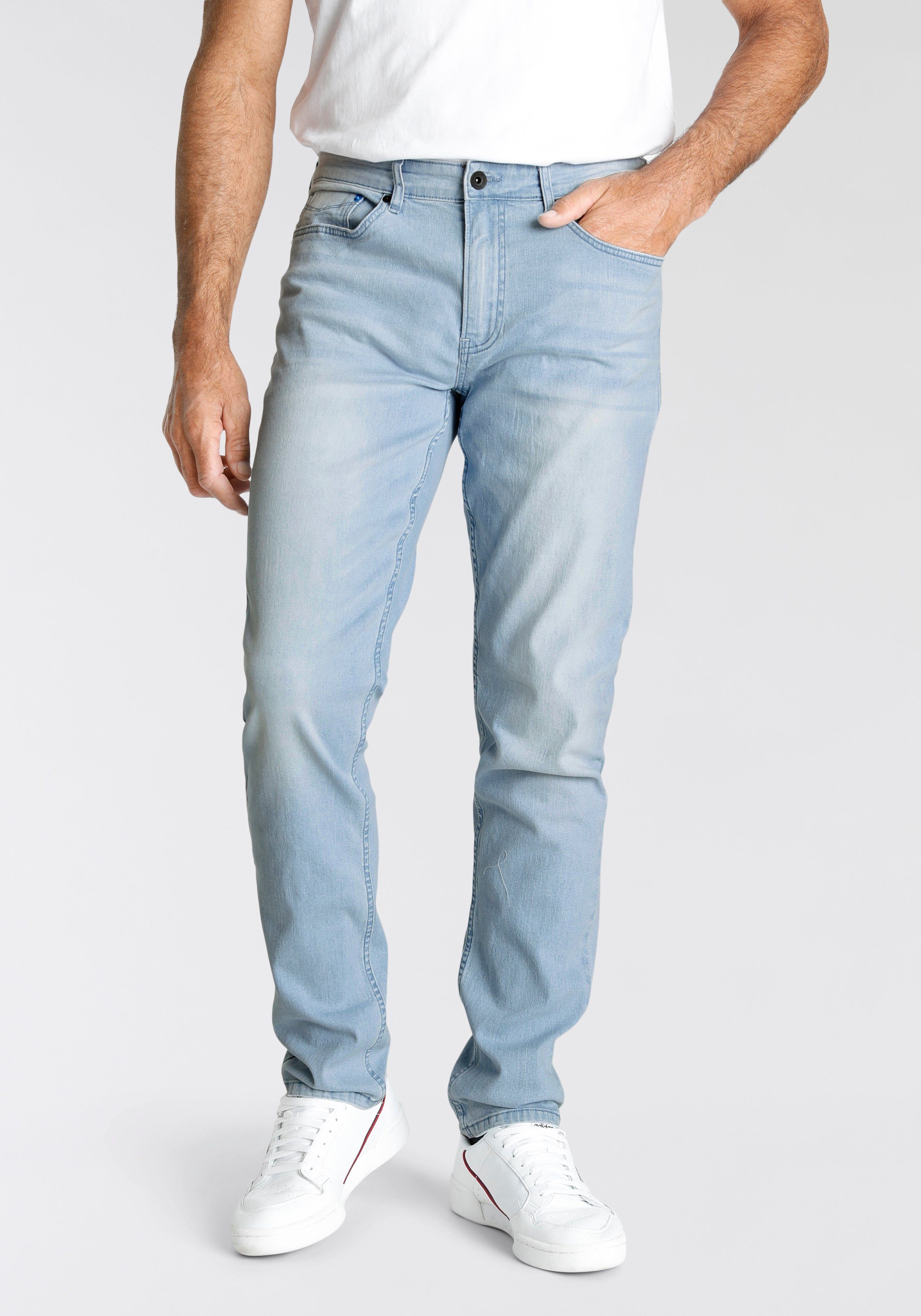 H.I.S Slim-fit-Jeans FLUSH Ökologische, wassersparende Produktion durch Ozon Wash