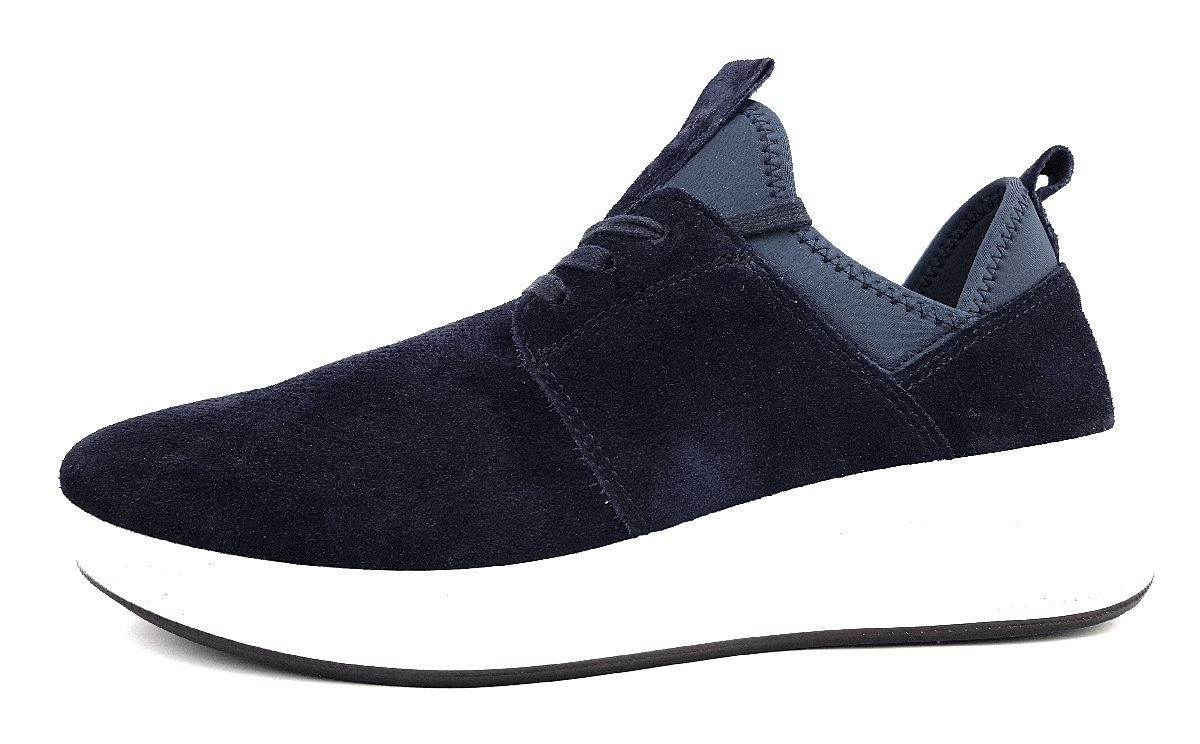 Sneaker Schnürschuh