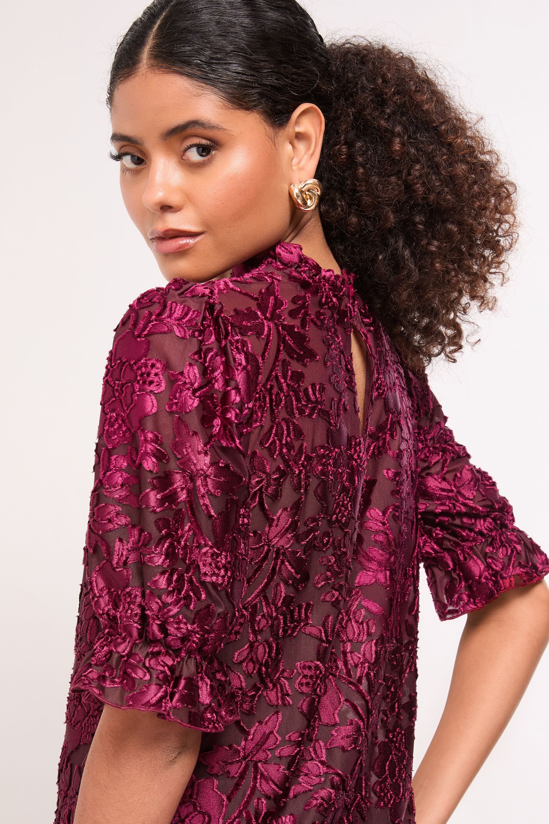 LIPSY Kurzarmbluse Lipsy Oberteil mit Puffärmeln, Regular (1-tlg)