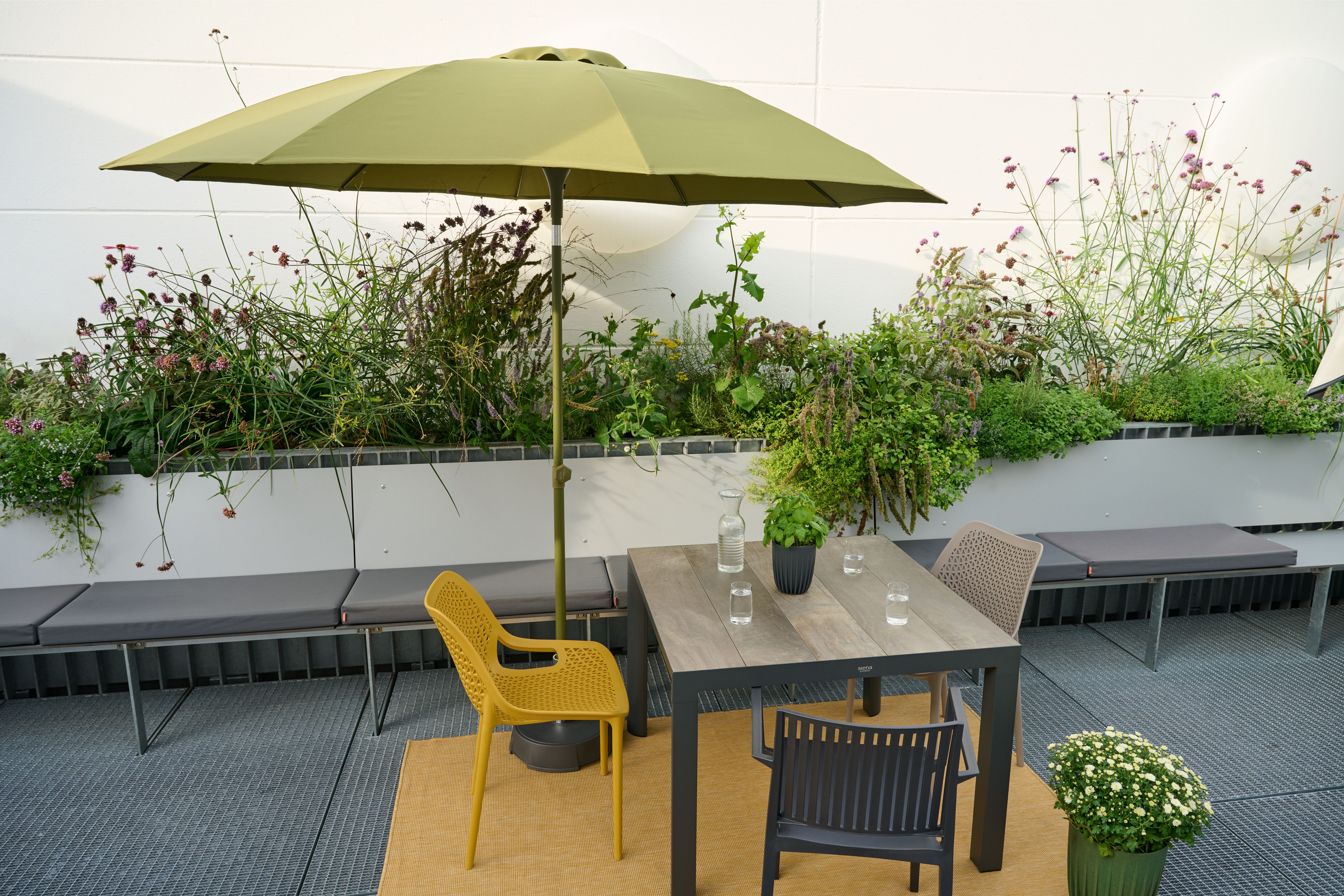 Siena Garden Gartentisch SILVA Tisch 80 x 80cm matt anthrazit/wash-grey, Aluminiumgestell matt anthrazit, Tischplatte aus Keramik, washed grey