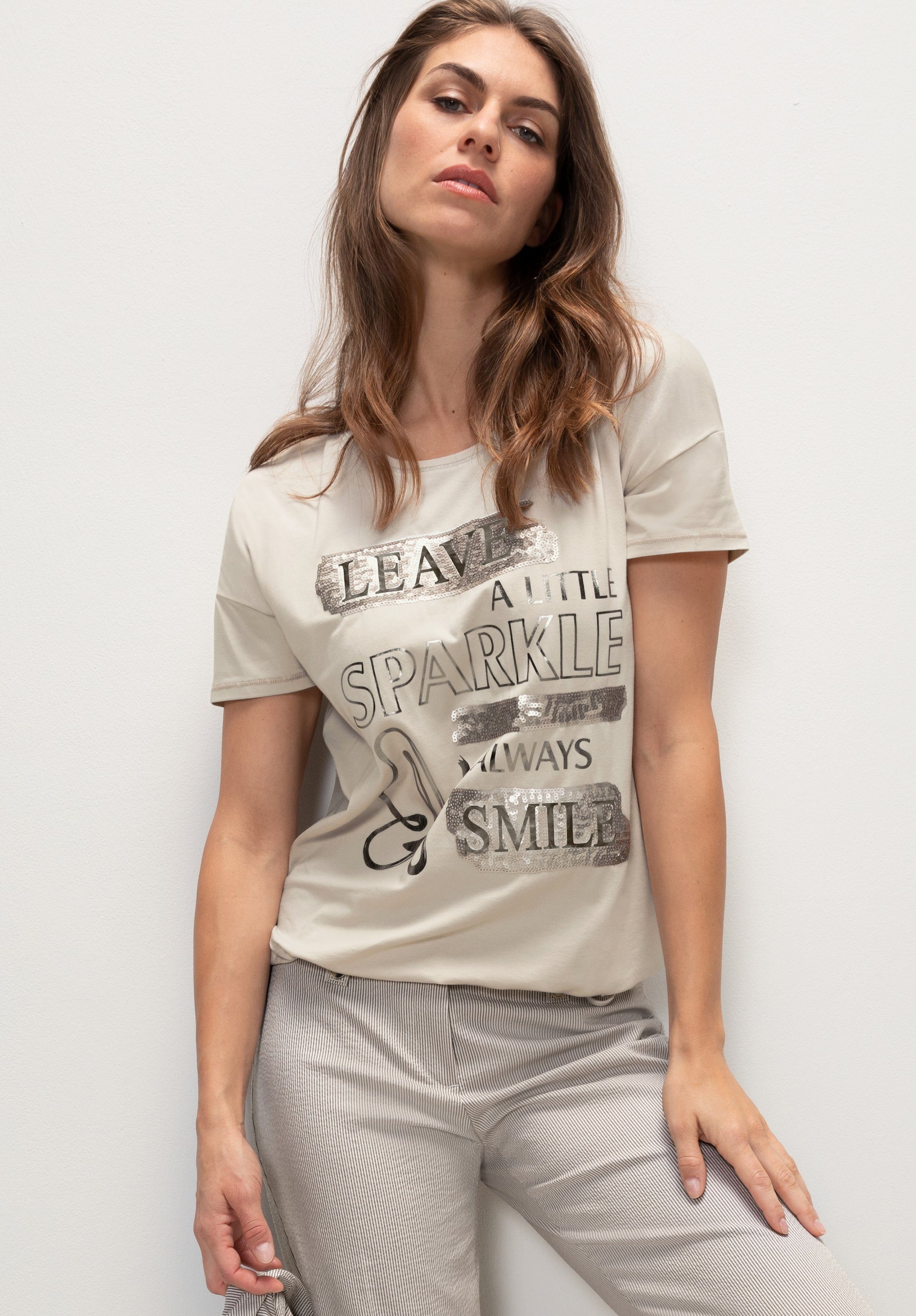 bianca Kurzarmshirt JULIE mit angesagtem Wording und Pailetten