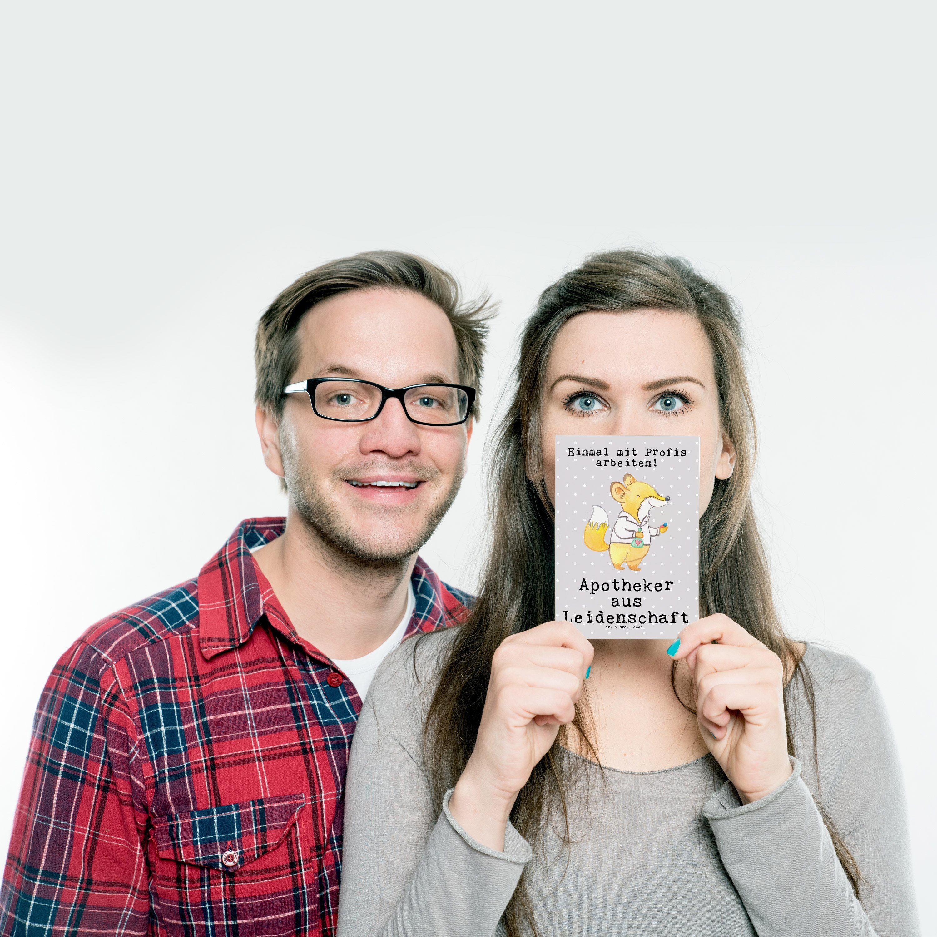 Mr. & Mrs. Panda Postkarte Leidenschaft Apotheker Gr aus Geschenk, - - Grau Approbation, Pastell