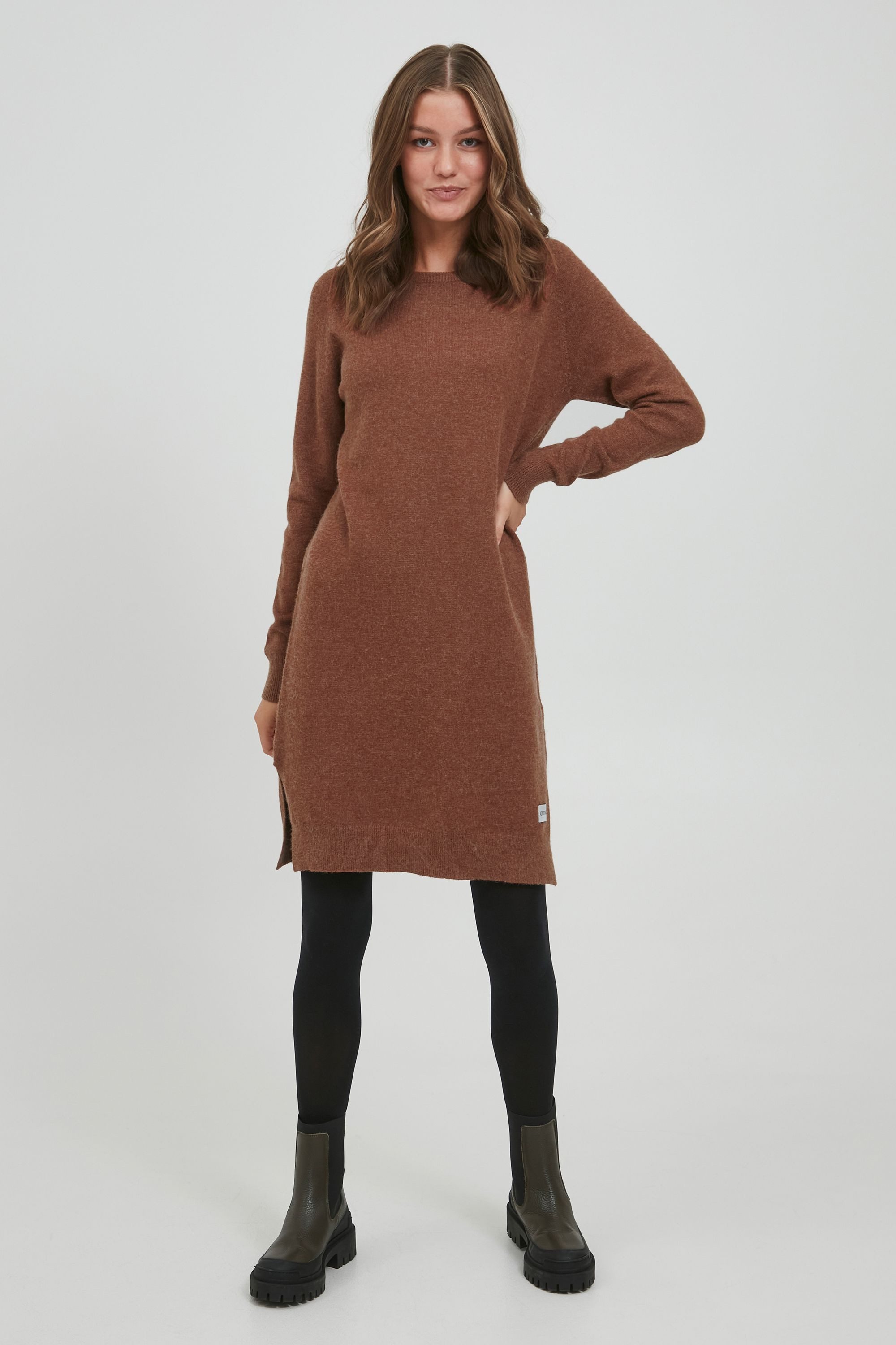 OXMO Strickkleid OXMareen Feinstrickkleid mit Rundhalsausschnitt günstig online kaufen