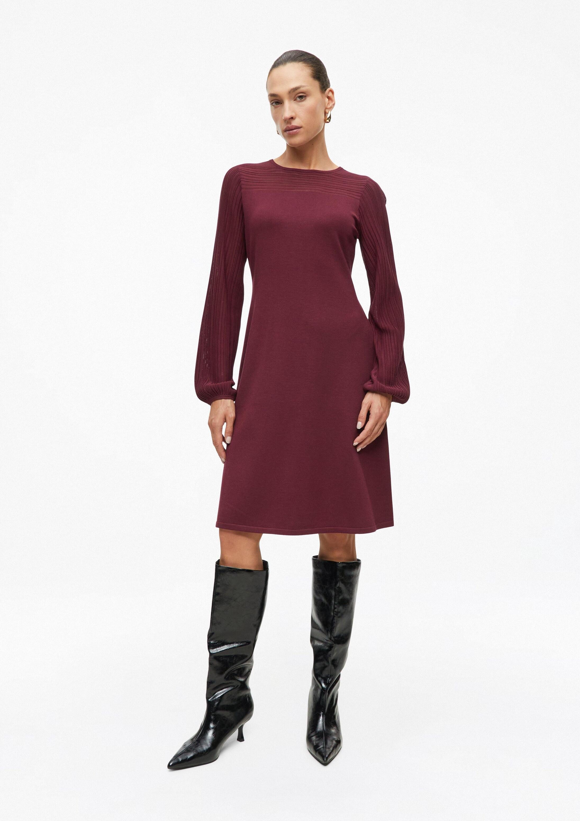 s.Oliver Midikleid Kleid Feinstrickkleid mit Strukturmuster – Bild 5 von 5