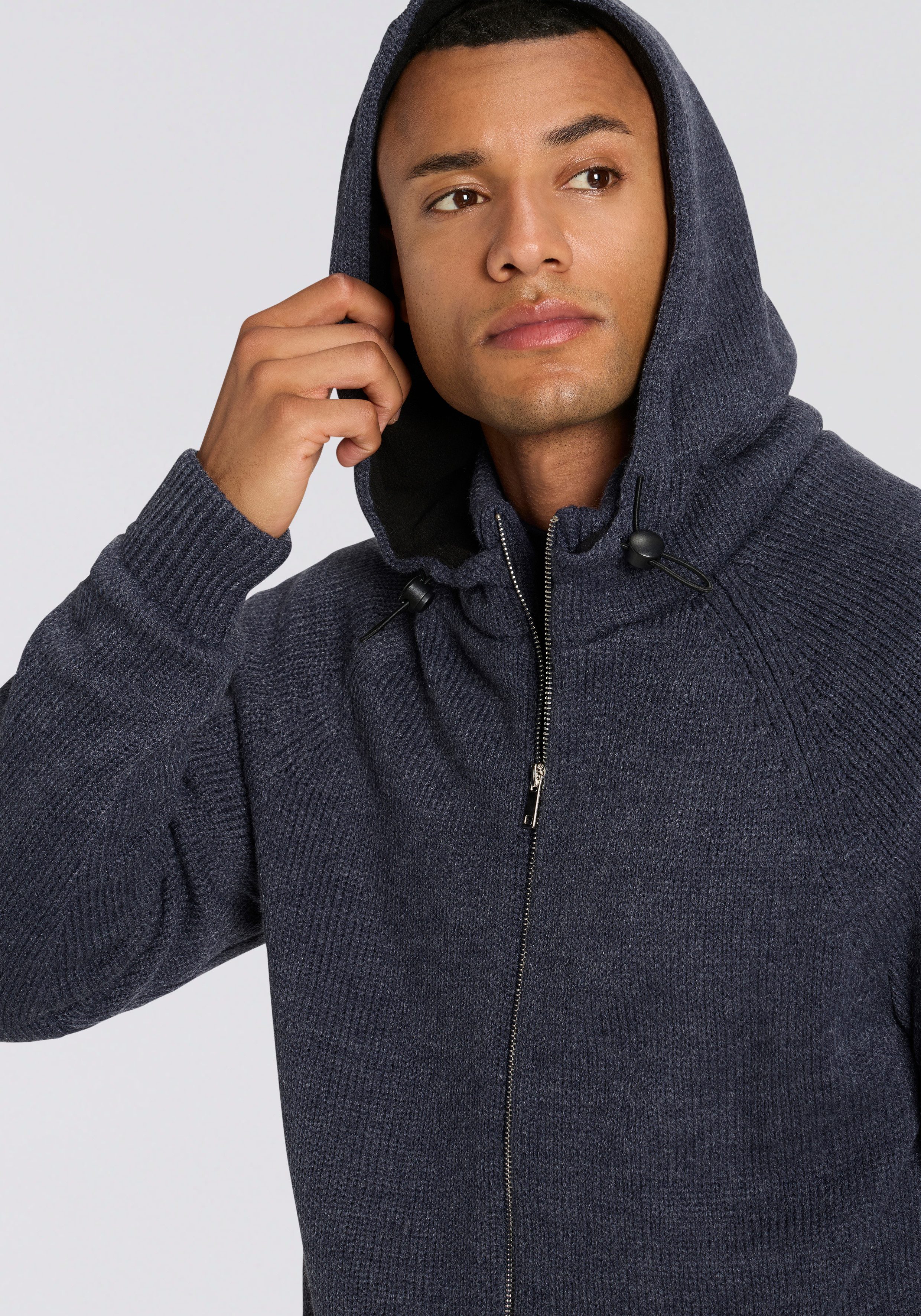 Bruno Banani Kapuzenstrickjacke warm gefüttert