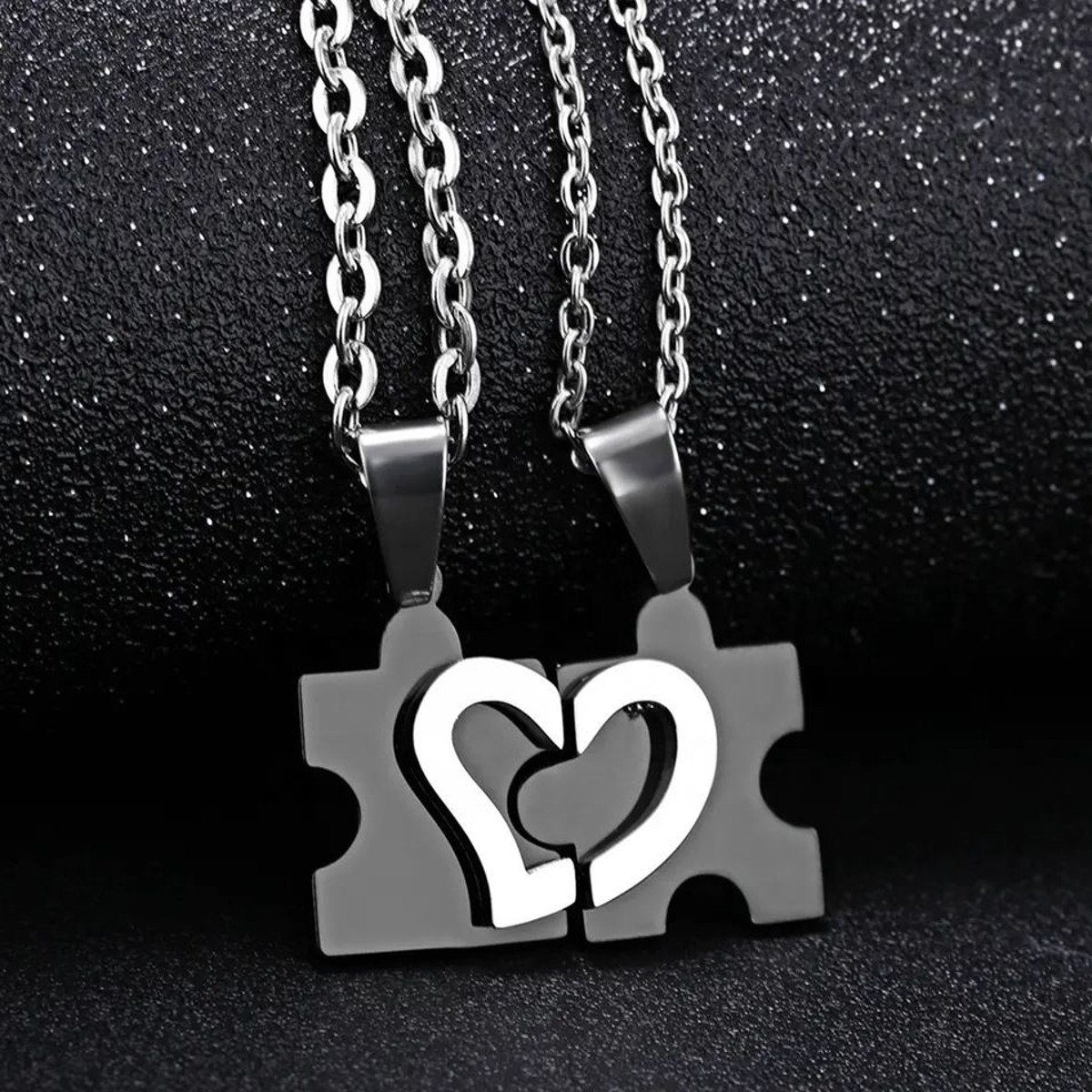 KARMA Partnerkette Paarkette Liebe modern Puzzle schwarz Silber Pärchenschmuck Herz (Halskette für Sie & Ihn, 2-tlg), Paarkette Liebe modern Liebeskette