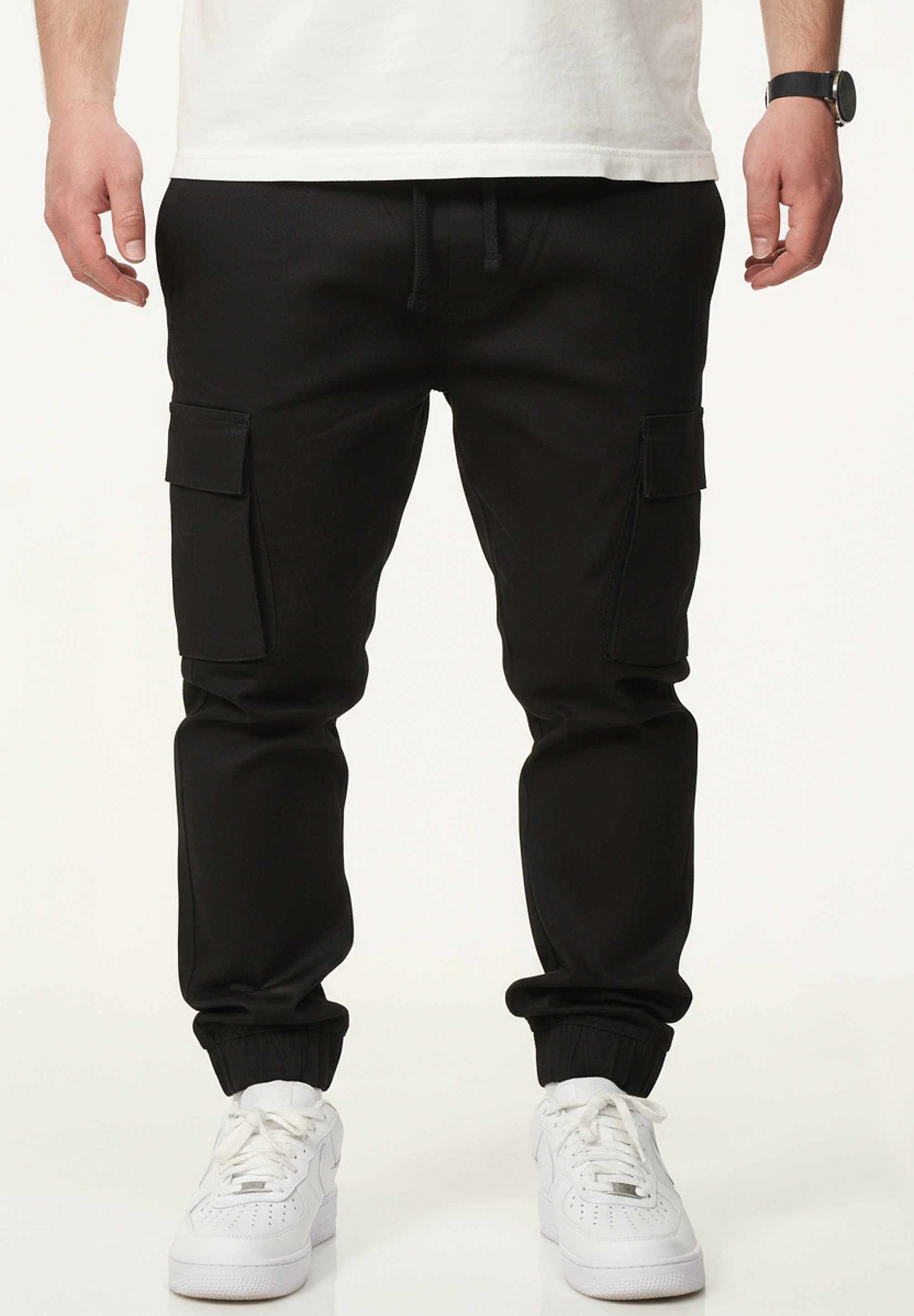 Cargohose als Stoffhose mit Cargo Taschen - Freizeithose