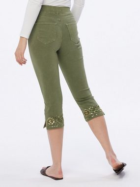 Body Needs Sweatjeans Caprihose koerpernah mit Stickerei und Paillettenverzierung