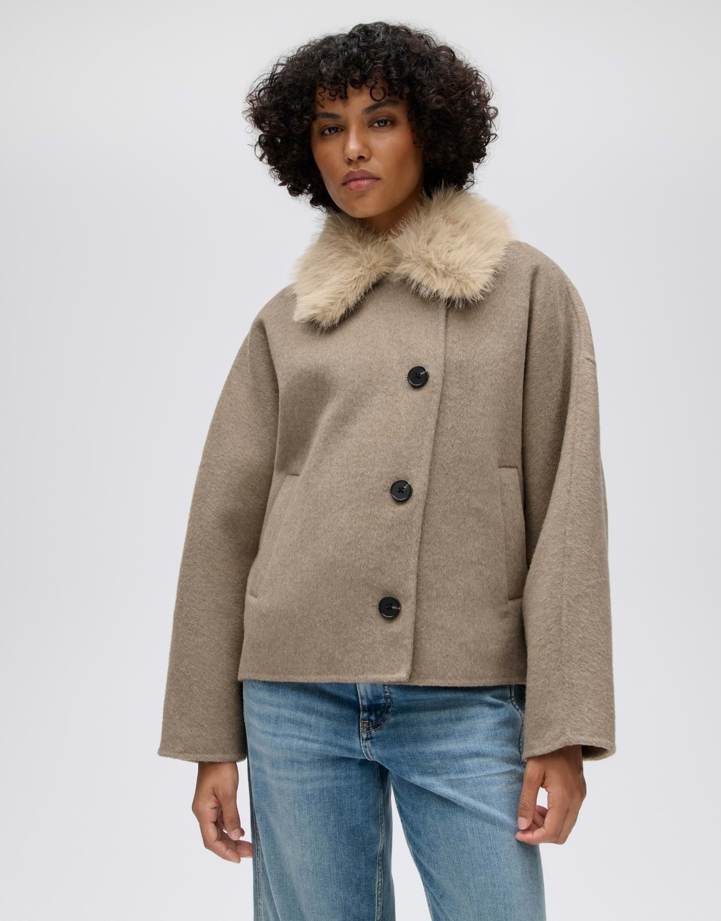 OPUS Wolljacke Hafura aus weichem Woll-Mix Gerader Schnitt mit weiten Fledermaürärmeln und Eingrifftaschen