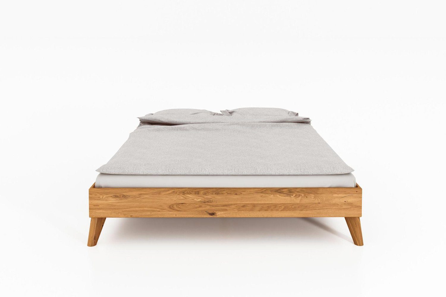 Natur24 Bett Bett Gerg 3 Wildeiche massiv 200x200cm ohne Kopfteil mit Holzbeinen