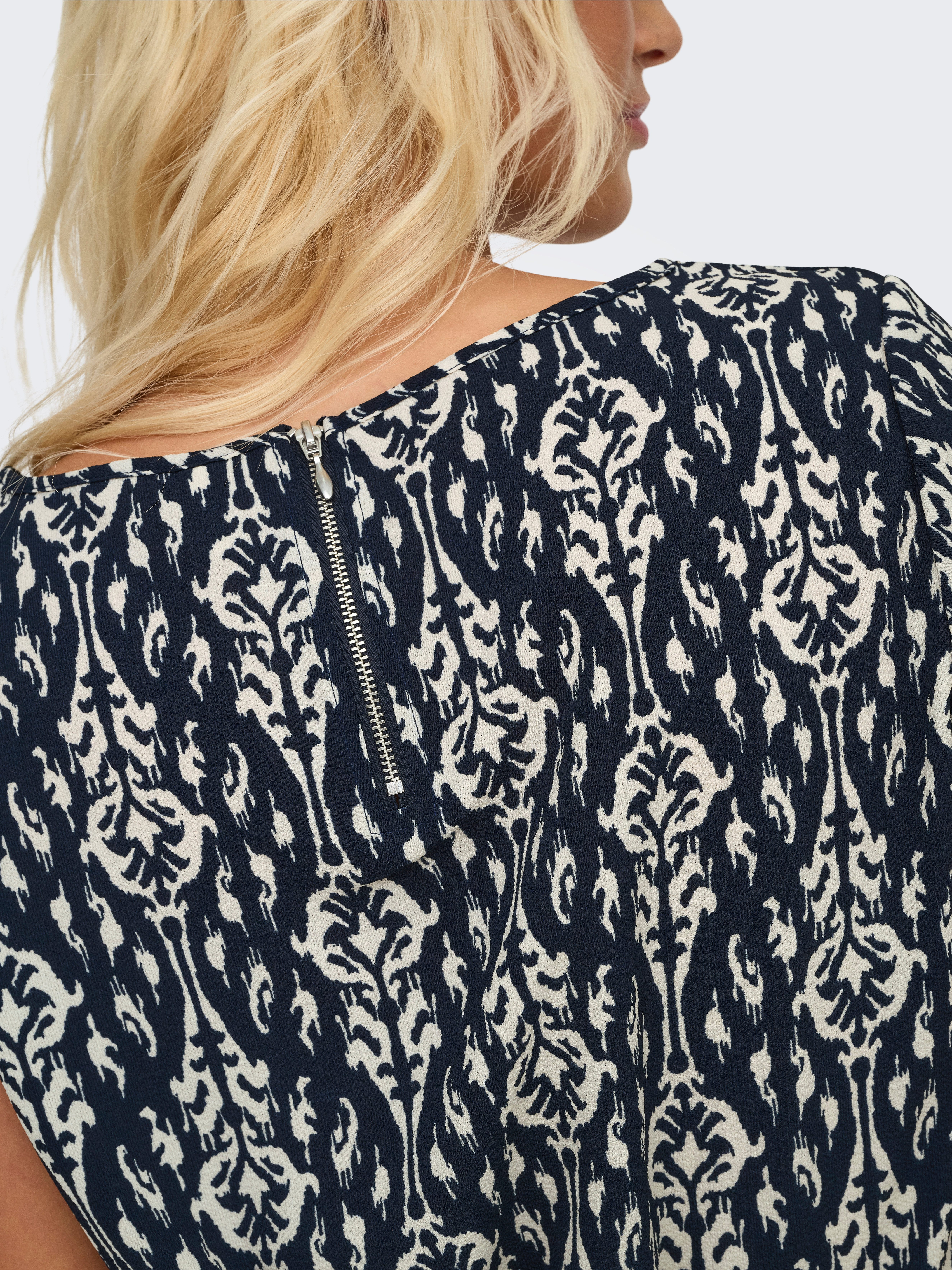 ONLY Shirtbluse ONLVIC S/S AOP TOP NOOS PTM mit Allover Druck