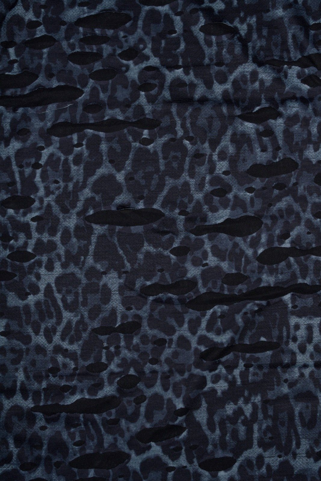 styleBREAKER Loop, (1-St), Destroyed Camouflage mit Muster Schwarz-Grau Loop