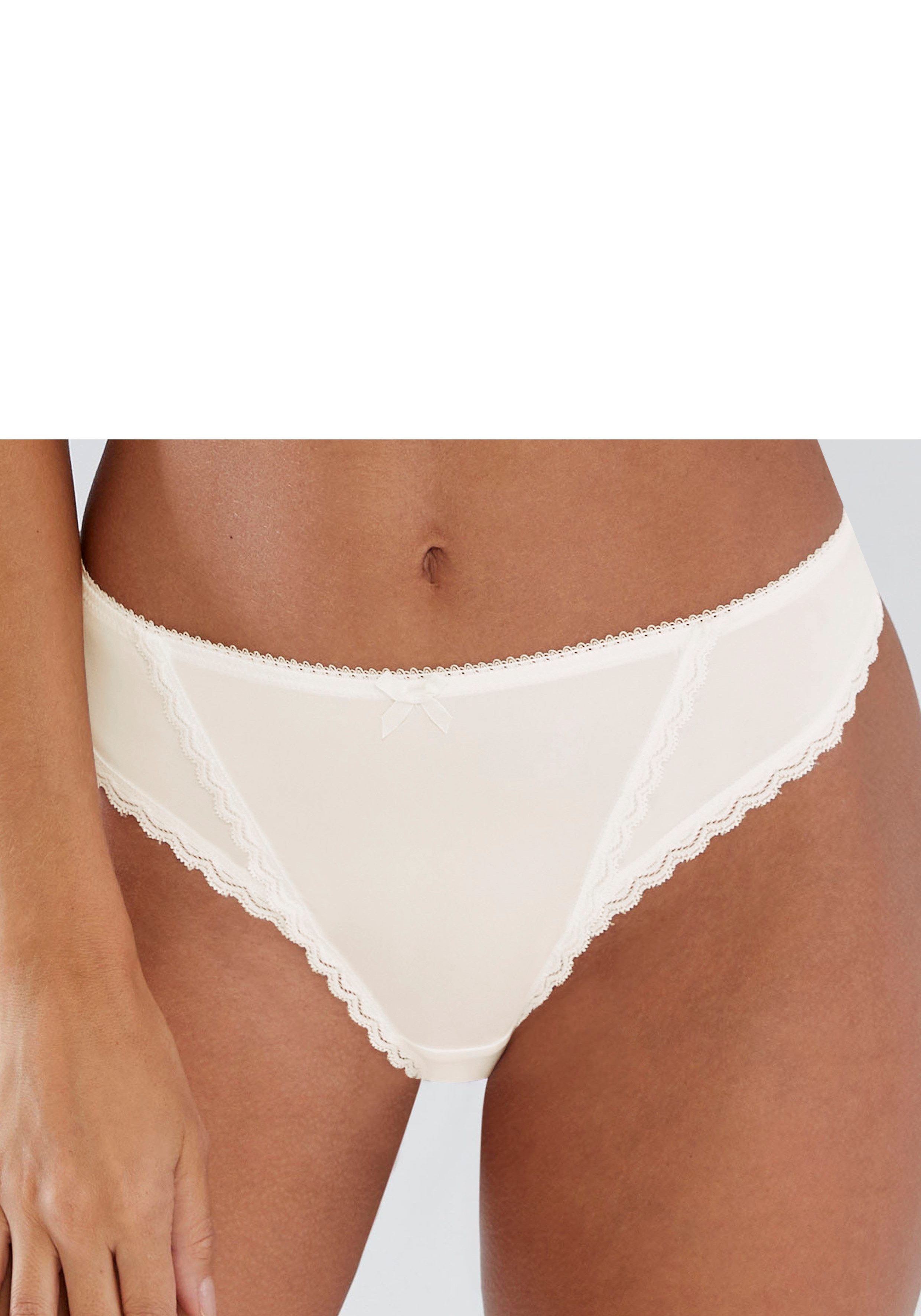 s.Oliver String Camille mit feiner Spitzenborte