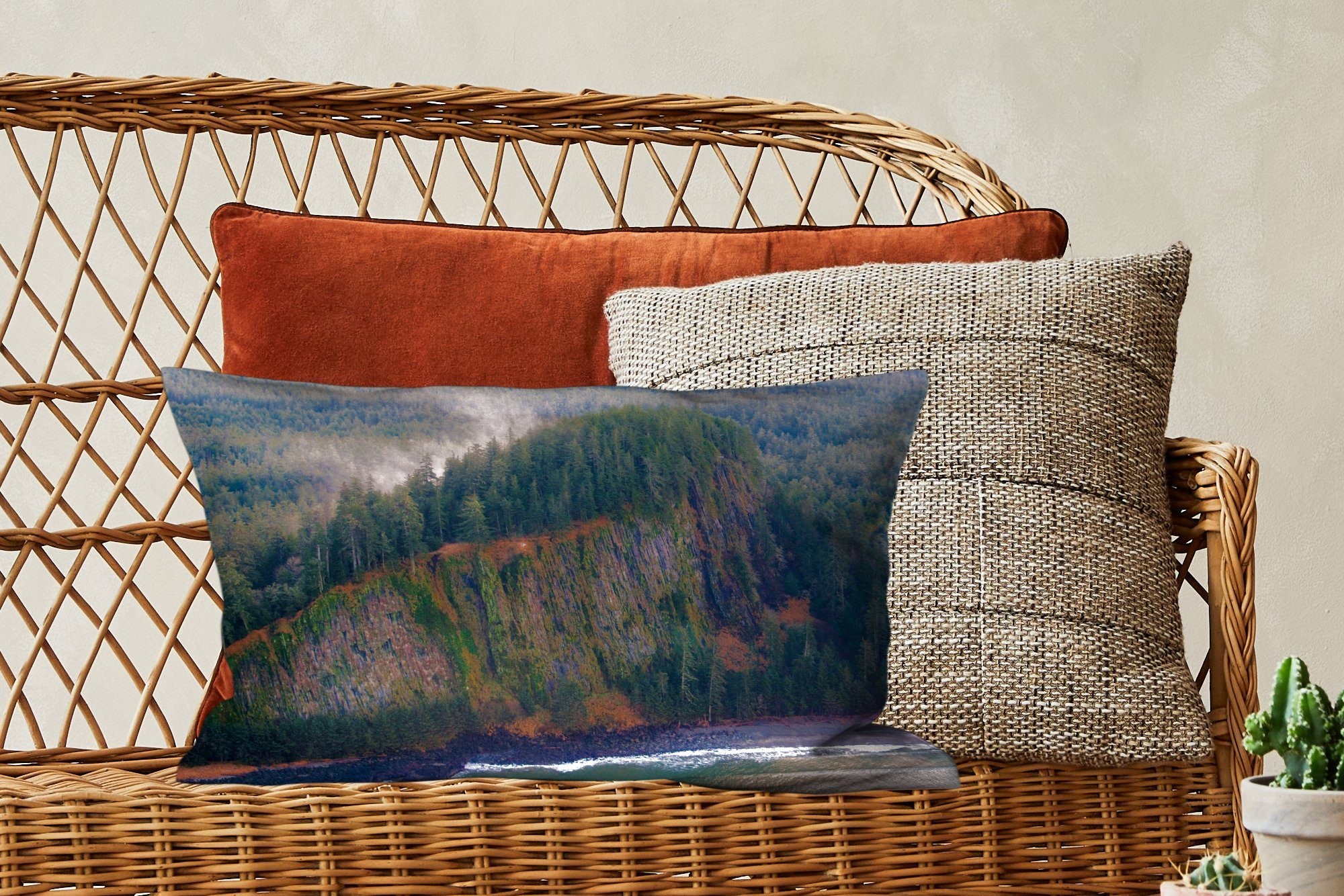 Schlafzimmer MuchoWow Füllung, den Wälder Dekokissen Zierkissen, Gwaii von Klippen Dekokissen Dekoration, Kanada, in Haida Wohzimmer mit auf