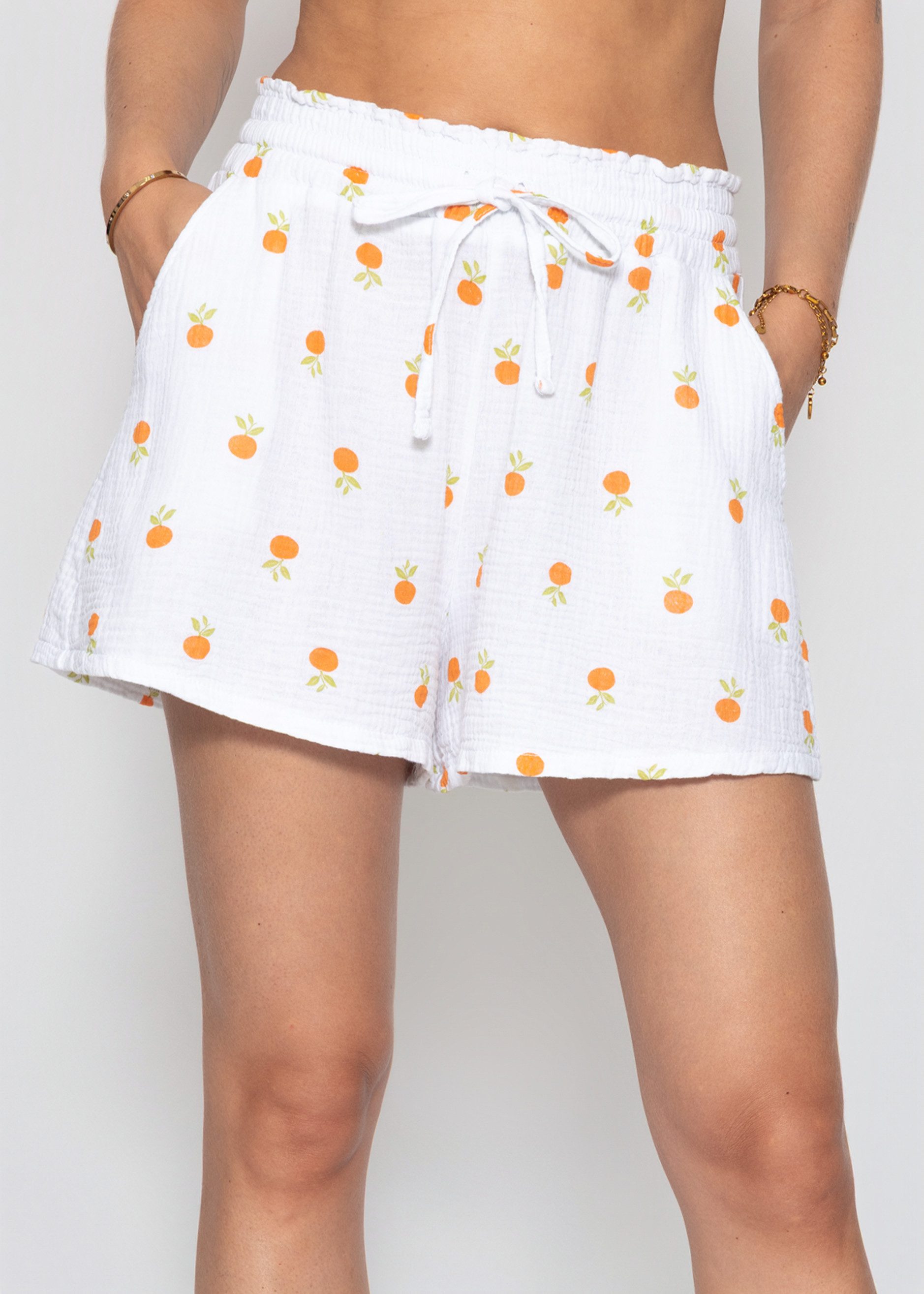 SASSYCLASSY Shorts Weite Musselin Shorts mit Orangen-Print Damen Leichte Baumwollshorts mit elastischem Bund und seitlichen Taschen