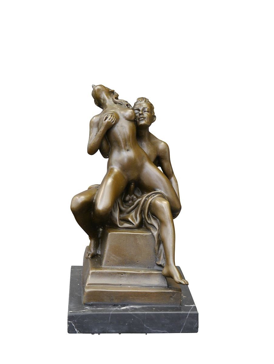 AFG Dekoobjekt Zeitlose Erotik: Bronze Skulptur - Pärchen beim Liebesakt