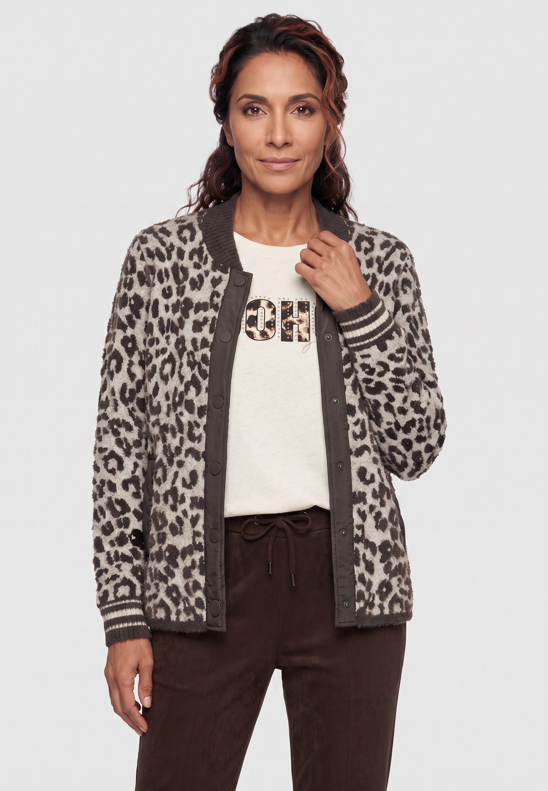 Olsen Cardigan mit Allover-Dessin und kleinem Stehkragen