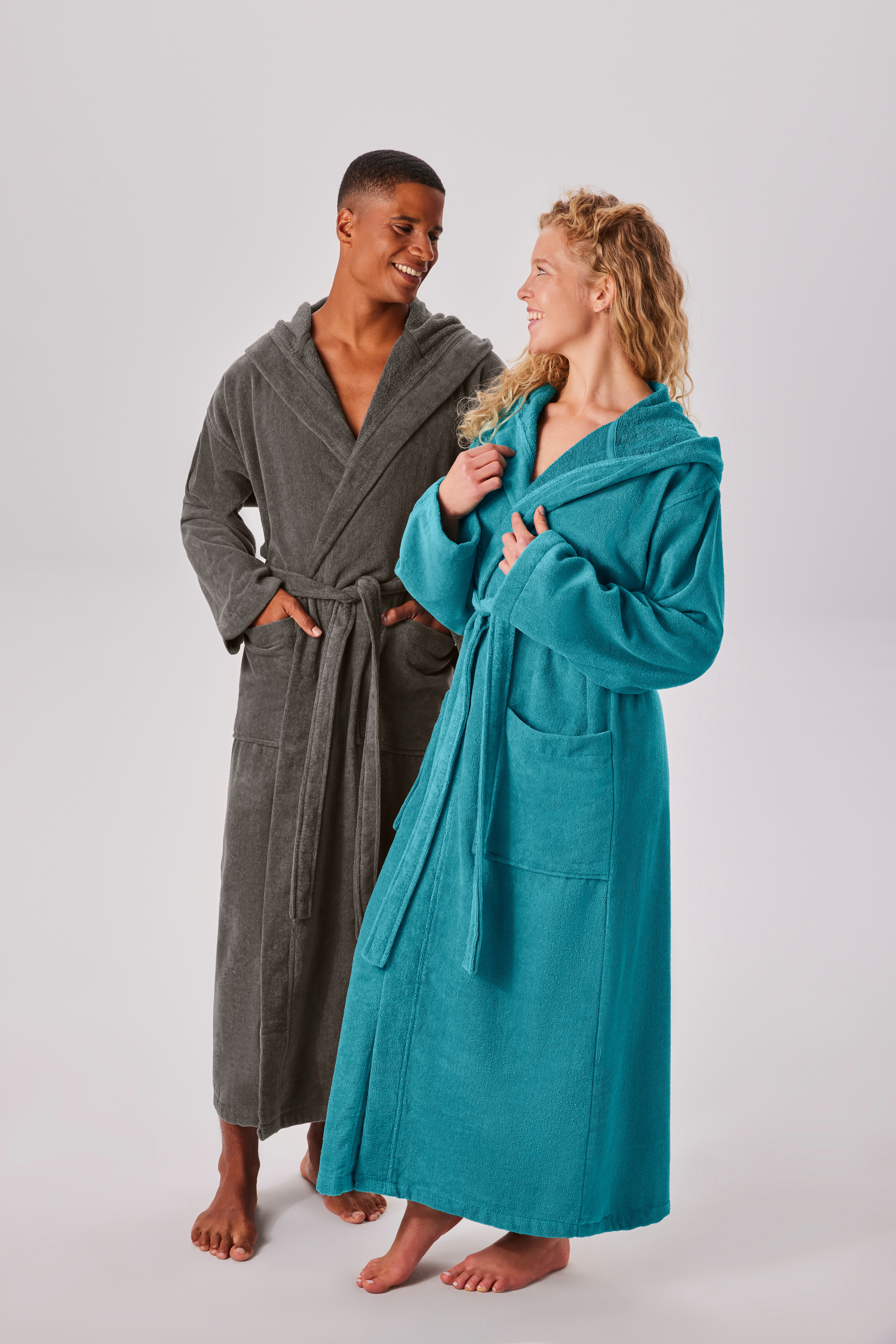 my home Unisex-Bademantel Regona, Hotelbademantel, Morgenmantel, Standardlänge & Überlänge, Langform, Veloursfrottier, Kapuze, Gürtel, Damen & Herren, mit Taschen, flauschig, weich, Velours, Sauna & Spa