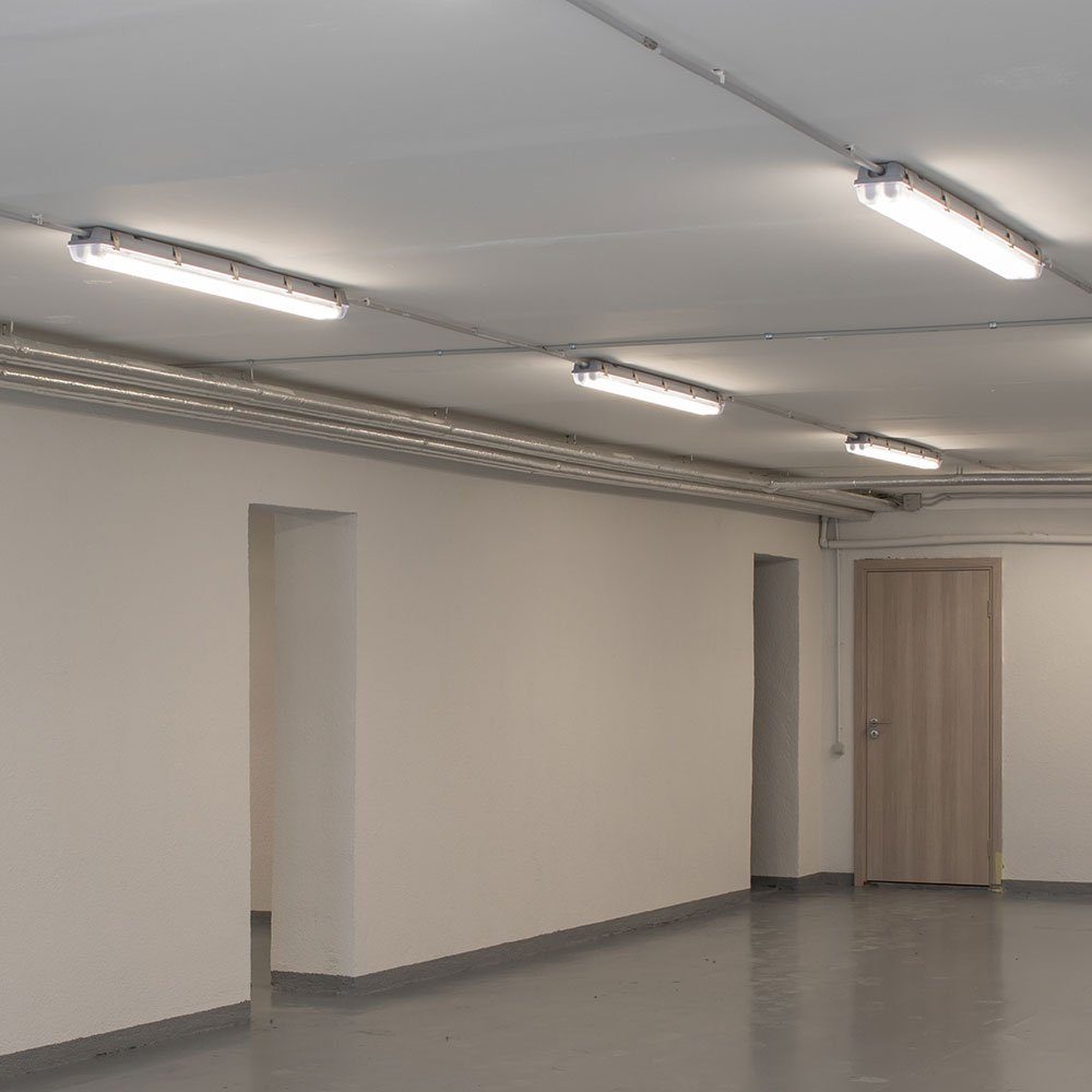 V-TAC LED Deckenleuchte, LED-Leuchtmittel fest verbaut, Neutralweiß, Deckenlampe Wannenleuchte Industrielampe IP65 LED Röhre neutralweiß 4x