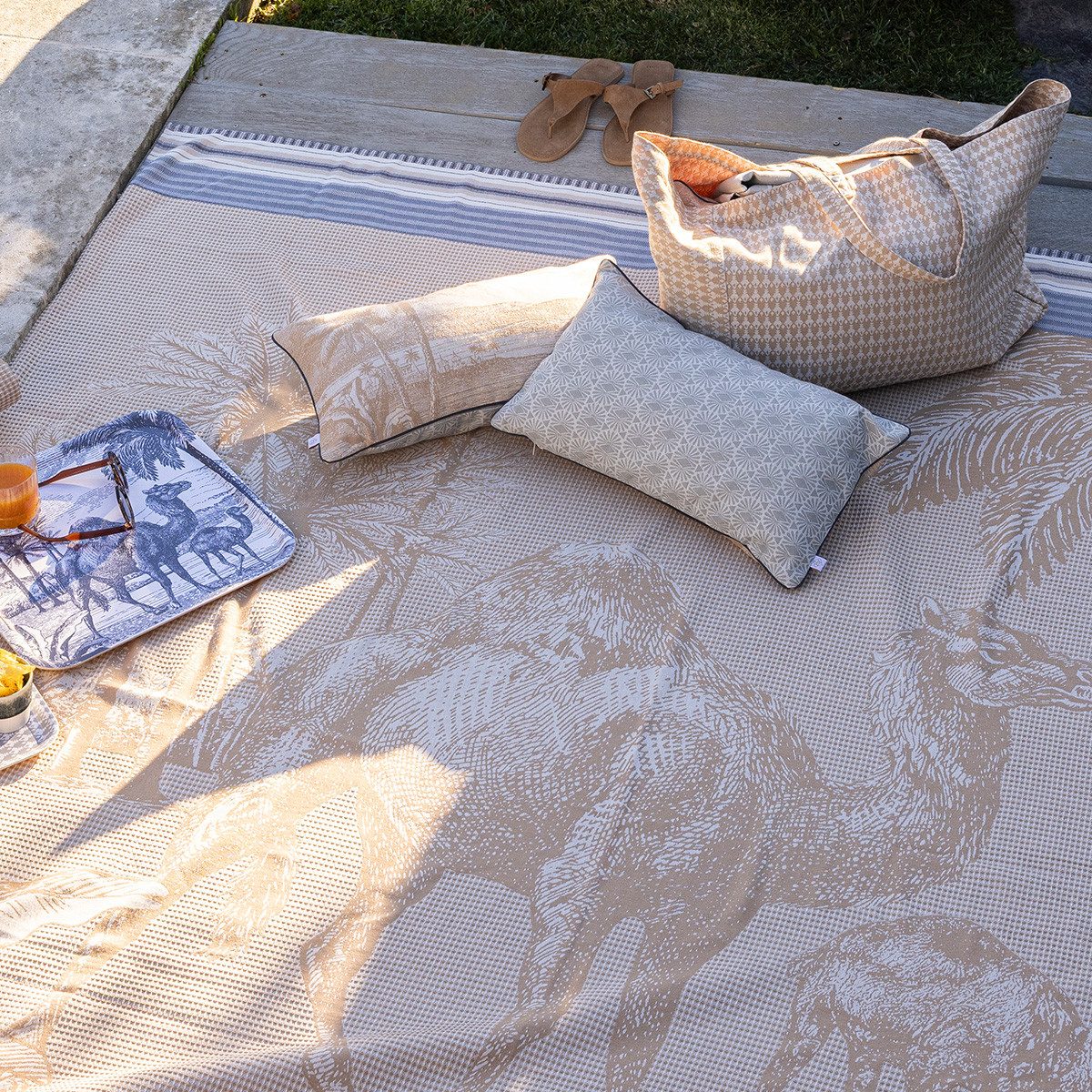 Le Jacquard Francais Strandtuch Strandtuch Dune Argan 200x200 cm, Waffelpiqué (1-St), Waffelpiqué