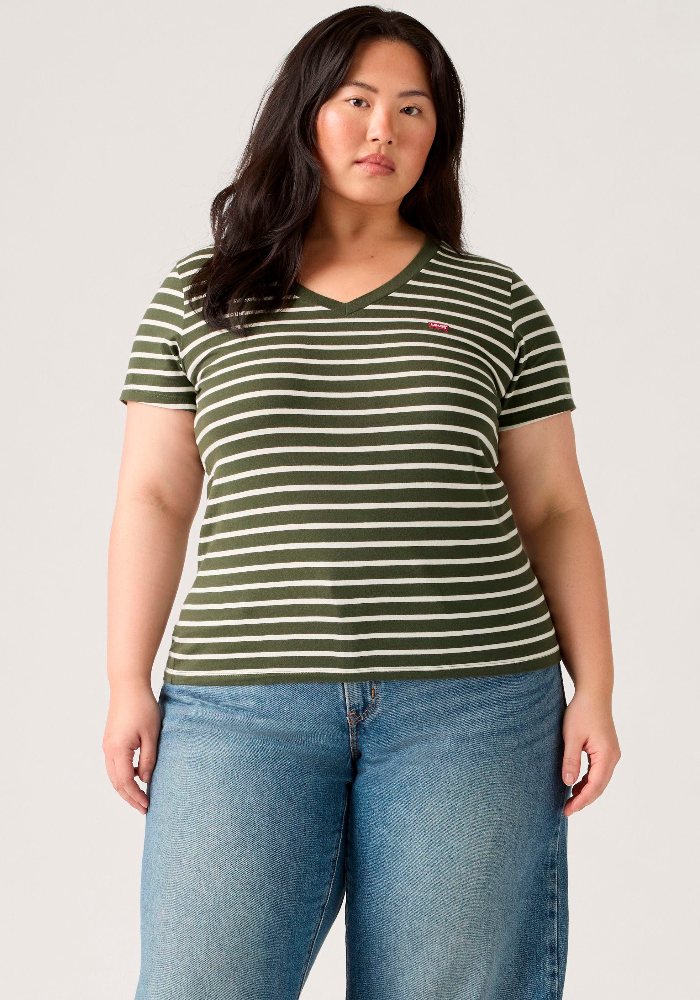 Levi's® Plus Kurzarmshirt V NECK TEE Gerade geschnittene Passform günstig online kaufen