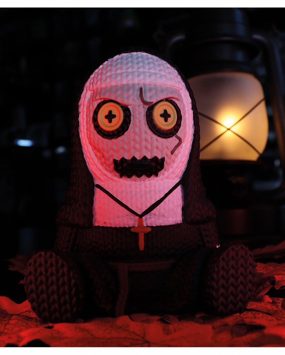 Horror-Shop Dekofigur The Nun Sammelfigur by Handmade Robots von