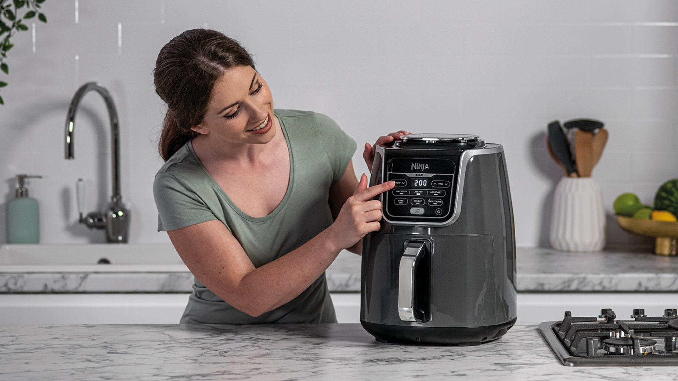NINJA Fritteuse, 1750 W, 1750 Watt Leistung, 5,2 Liter Fassungsvermögen, 6 Kochfunktionen