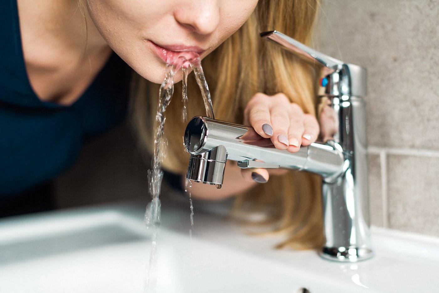 Thumbnail - KOLMAN Waschtischarmatur Wasserhahn Kleine FONTE Mischbatterie + Click-Clack in Chrom