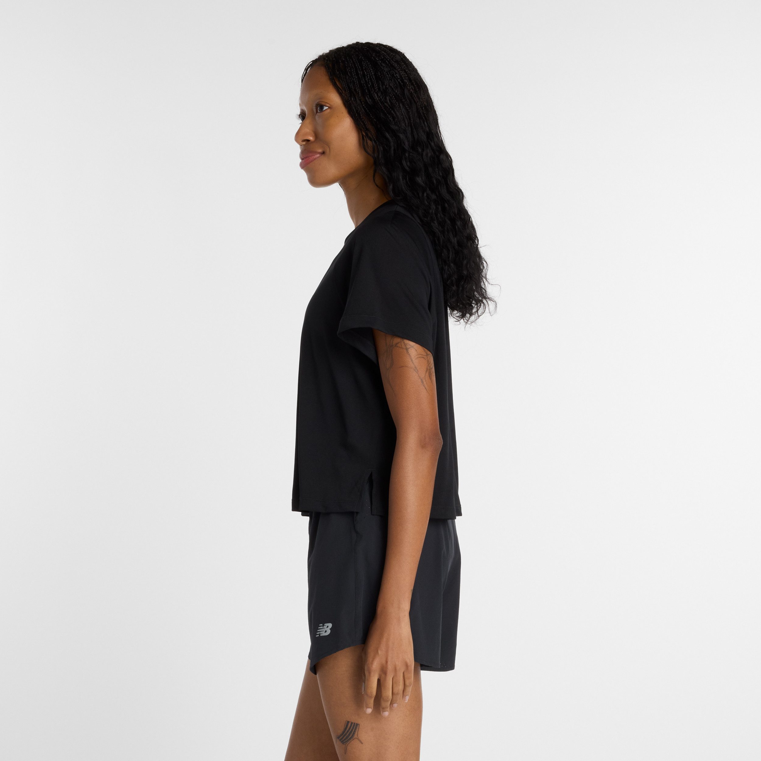 New Balance Funktionsshirt Kurzarmdesign, mit Rundhalsausschnitt, ohne Verschluss, aus Polyester