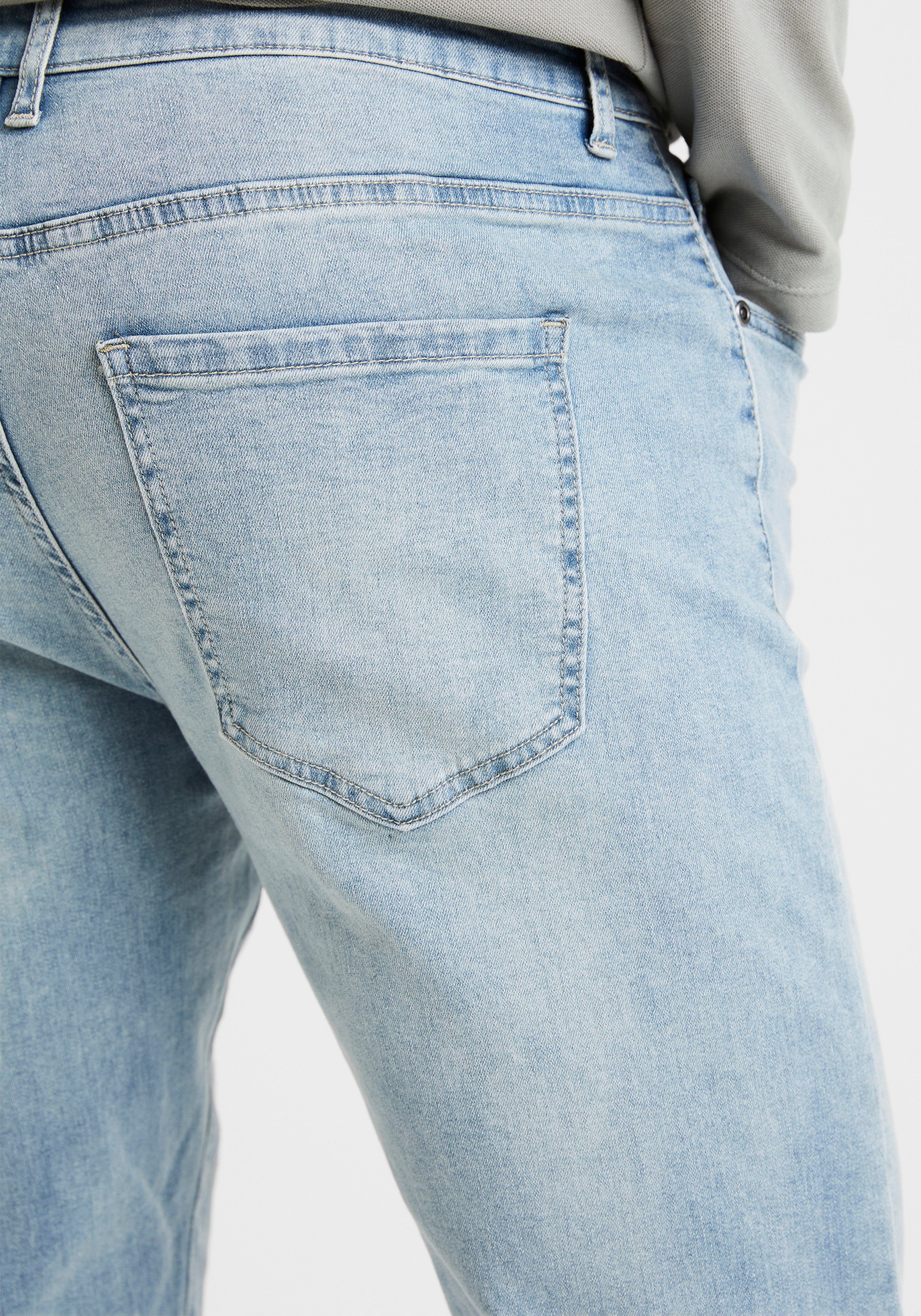 Buffalo 5-Pocket-Jeans Straight-fit Jeans aus Denim-Qualität elastischer light-blue-denim