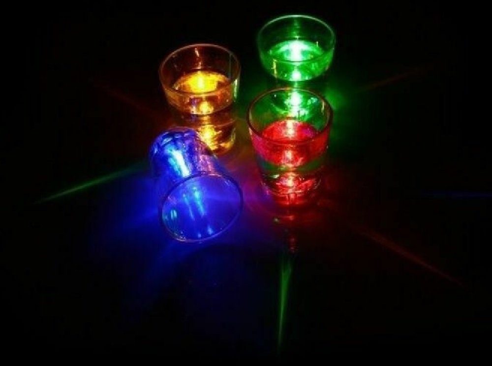 JOKA international Schnapsglas LED Schnapsgläser 2x2er Set mit Farbwechsel
