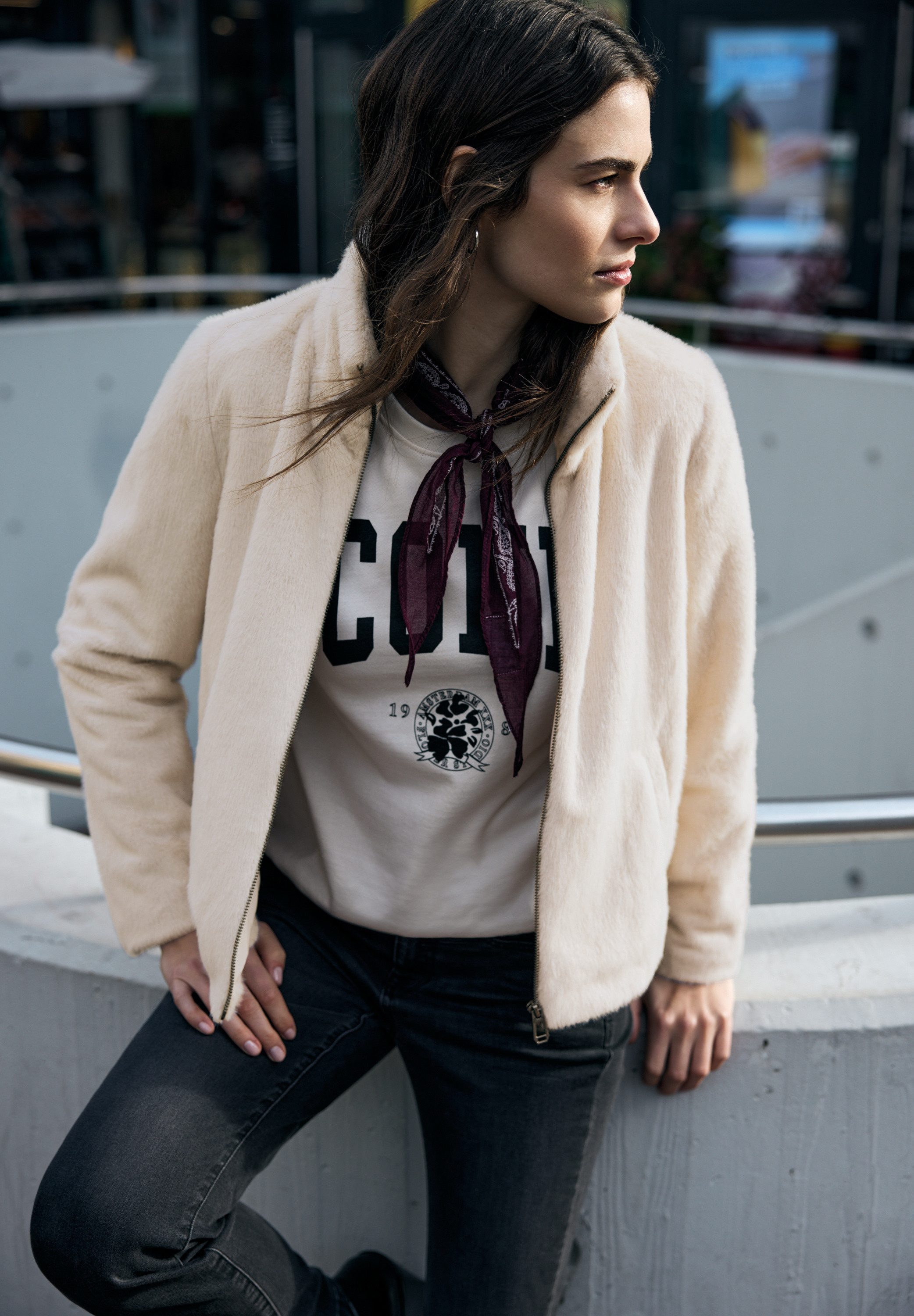 STREET ONE STUDIO Fellimitatjacke mit Tunnelzug am Saum günstig online kaufen
