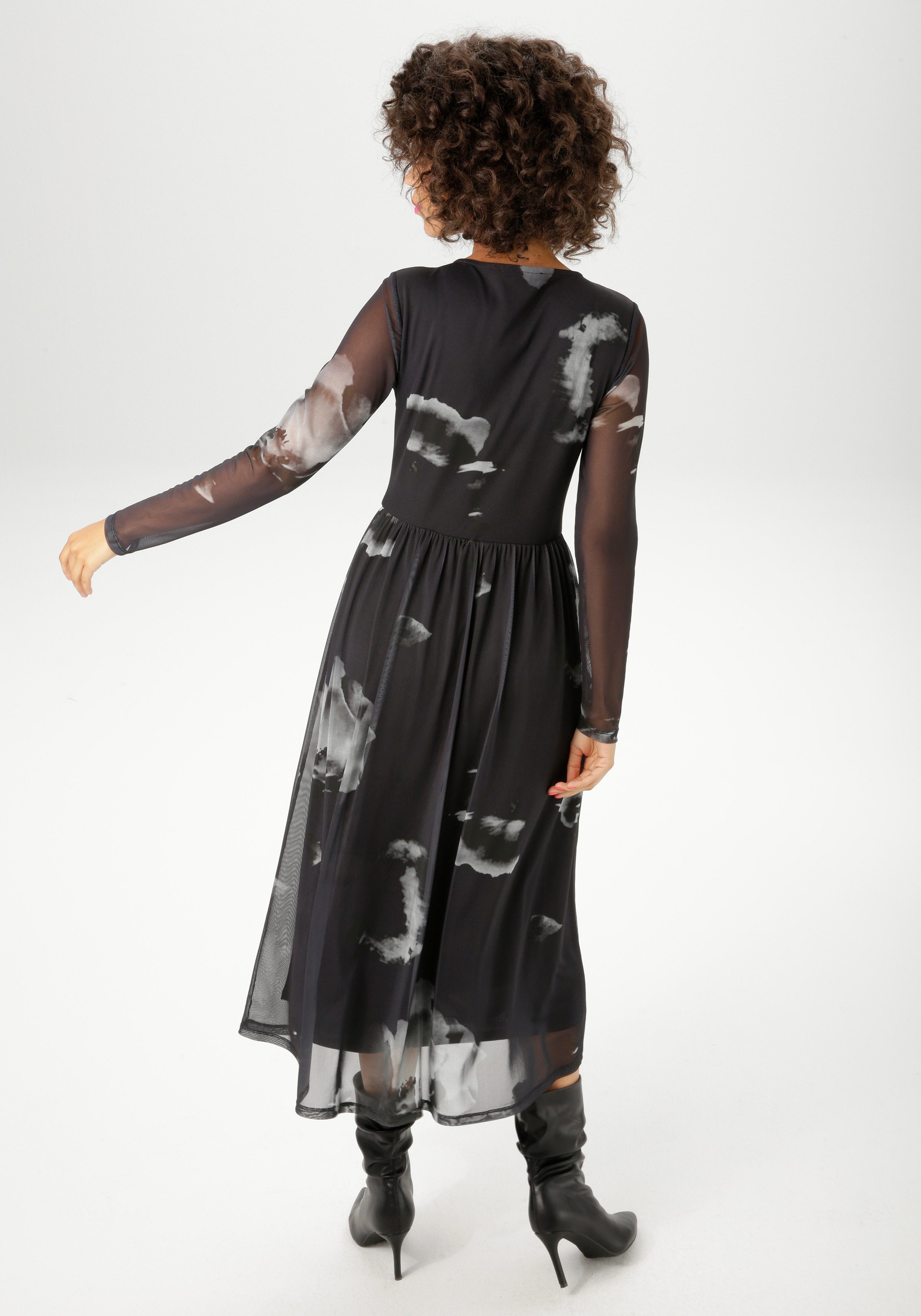 Aniston CASUAL Midikleid mit großflächigen Batik-Blüten bedruckt