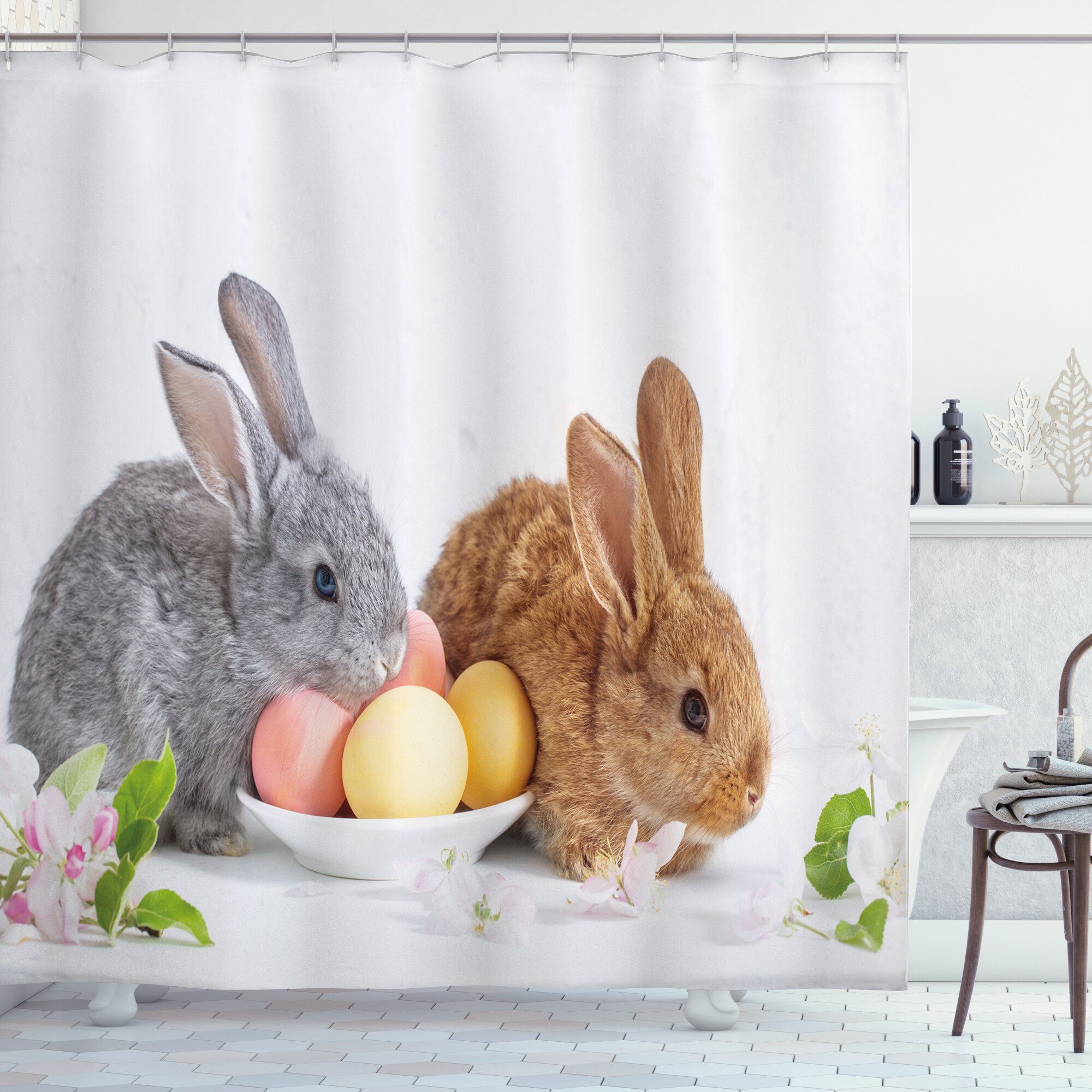 Abakuhaus Duschvorhang Moderner Digitaldruck mit 12 Haken auf Stoff Wasser  Resistent Breite 175 cm, Höhe 180 cm, Osterhase 2 Kaninchen, die mit Eiern