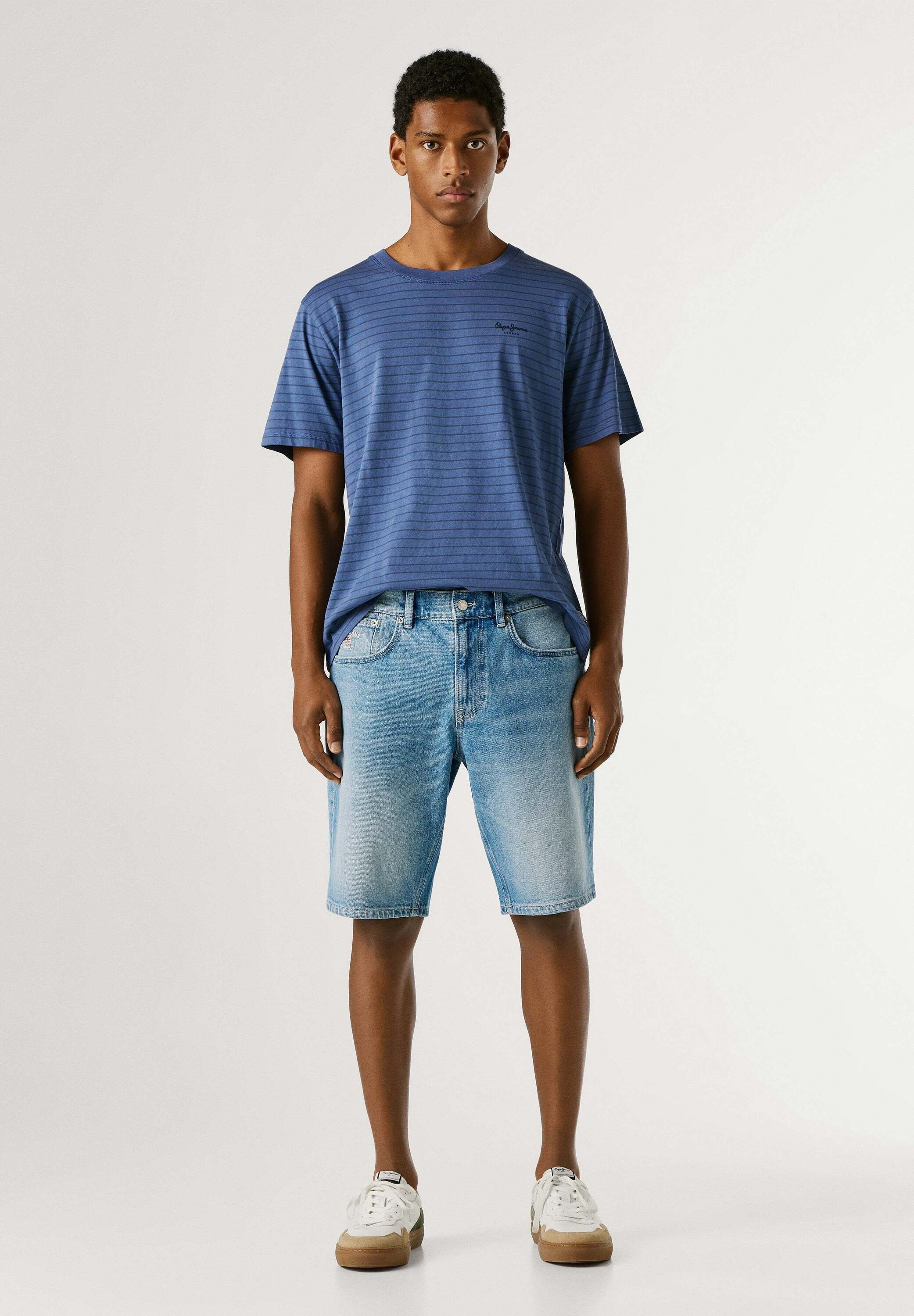 Pepe Jeans Shorts shorts TAPERED SHORT CAMDEN BLEACH BLUE