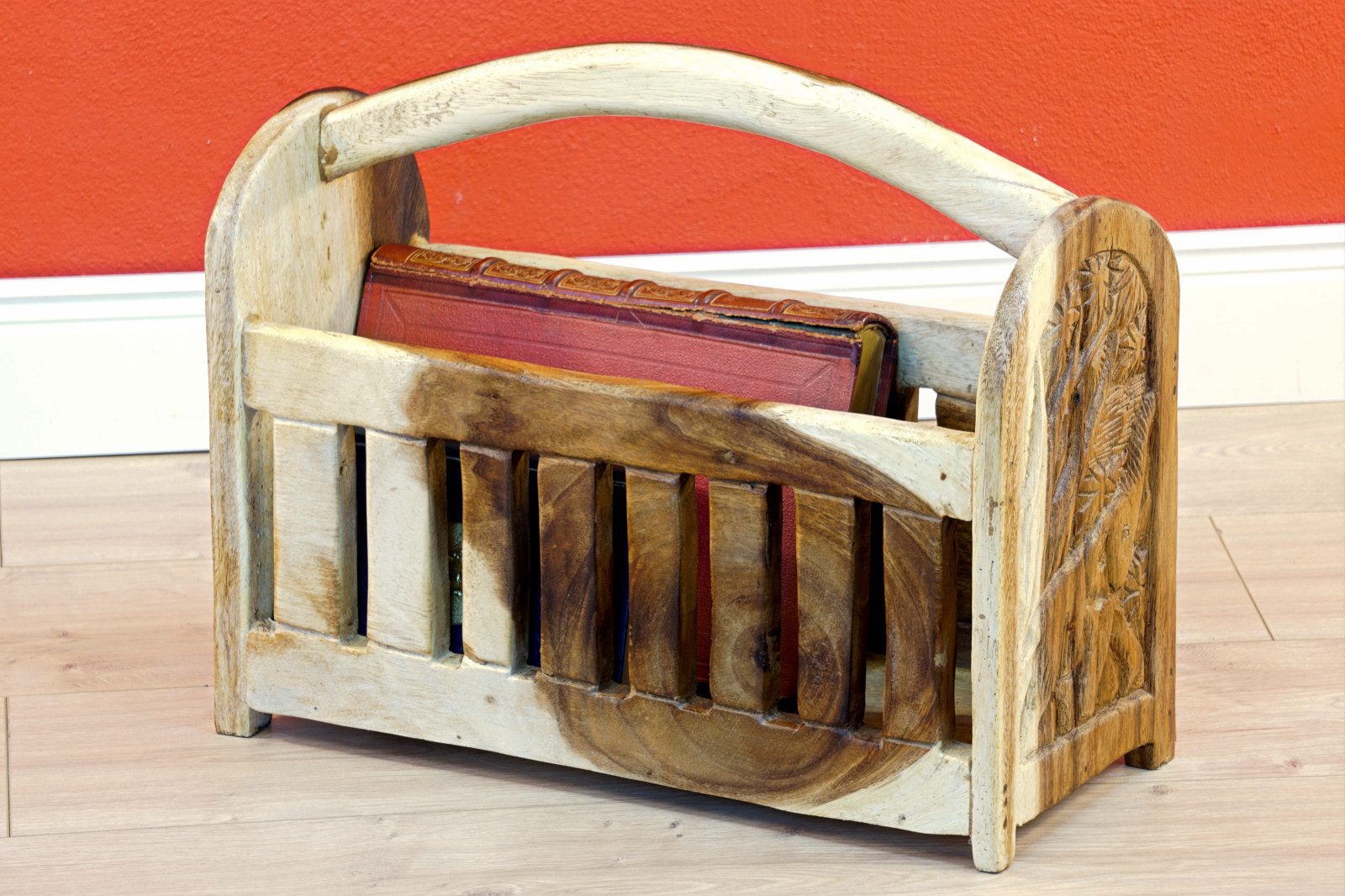 Kinaree Zeitungsständer Holz Zeitungsständer Zeitschriftenständer, Unikat, Naturprodukt, Handgefertigt