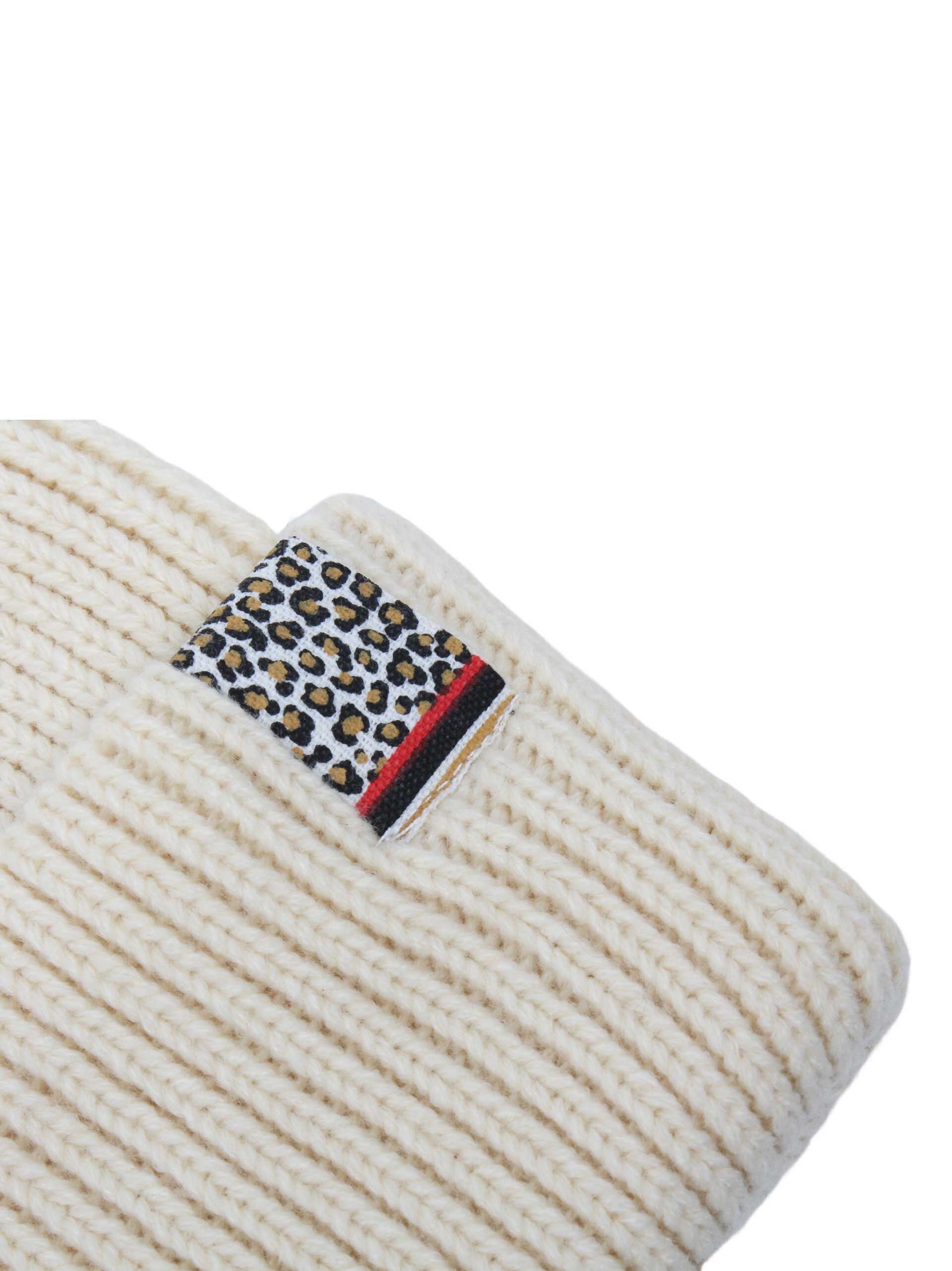 Samaya Beanie Percy mit Animal Patch