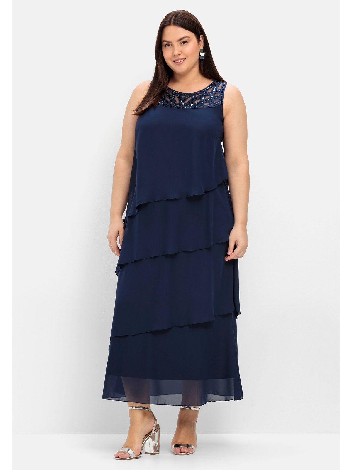 SHEEGO Abendkleid Große Größen in figurumspielender Form mehr