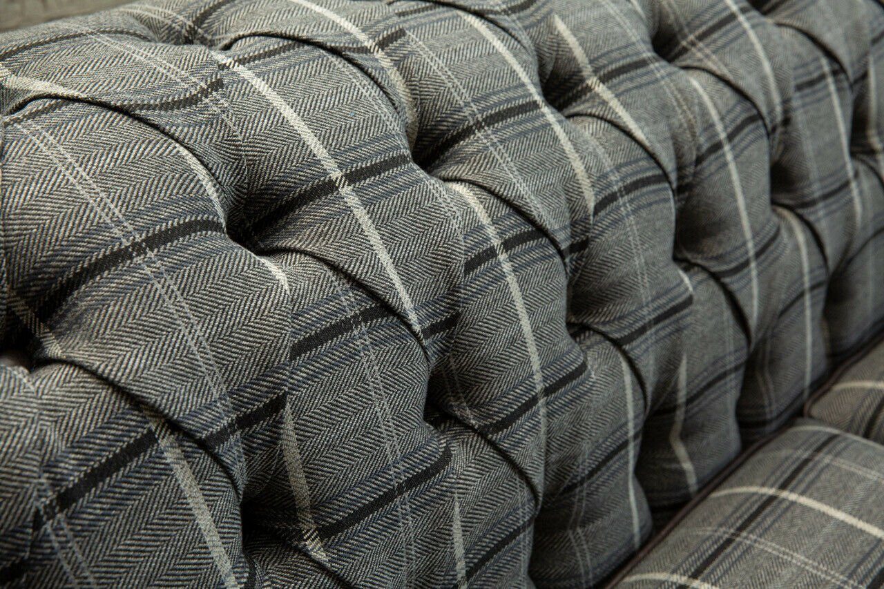 Chesterfield-Sofa mit Couchen Dreisitzer Chesterfield Knöpfen. Grau Die Design Polster Webstoff, JVmoebel Rückenlehne Sofa