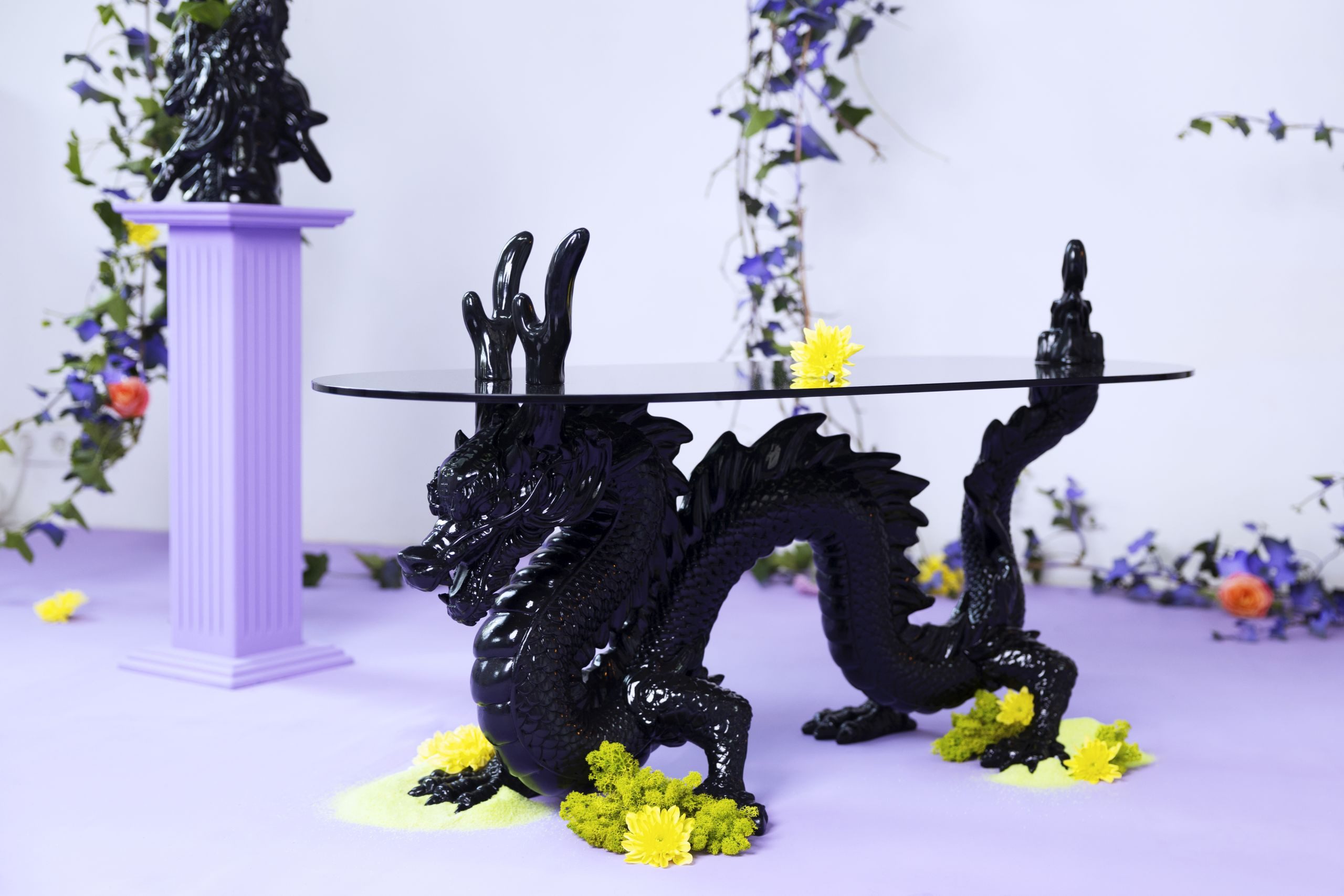Bold Monkey Beistelltisch Retro Beistelltisch Couchtisch Dragonized Rauchglasplatte