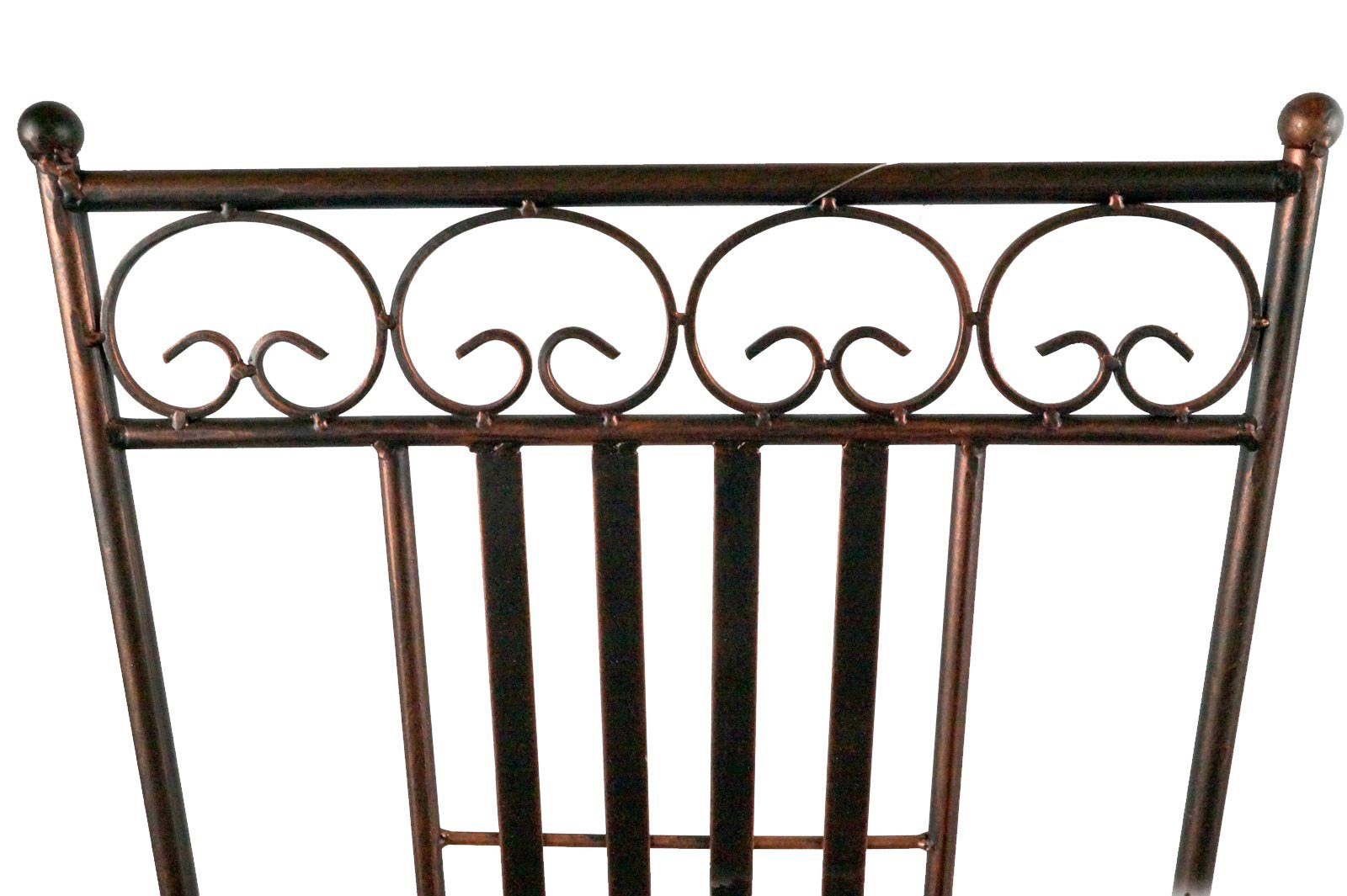 Eurotrade Gartenstuhl Klappbarer Gartenstuhl „Culta“ – Romantischer Charme für Ihr Zuhause (1 St), aus Metall