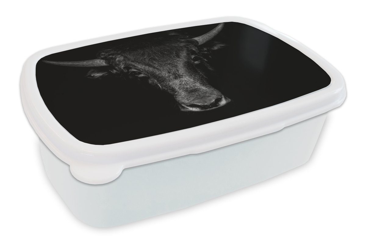 MuchoWow Lunchbox Taurus - Tiere - Schwarz - Weiß, Kunststoff, (2-tlg), Brotbox für Kinder und Erwachsene, Brotdose, für Jungs und Mädchen