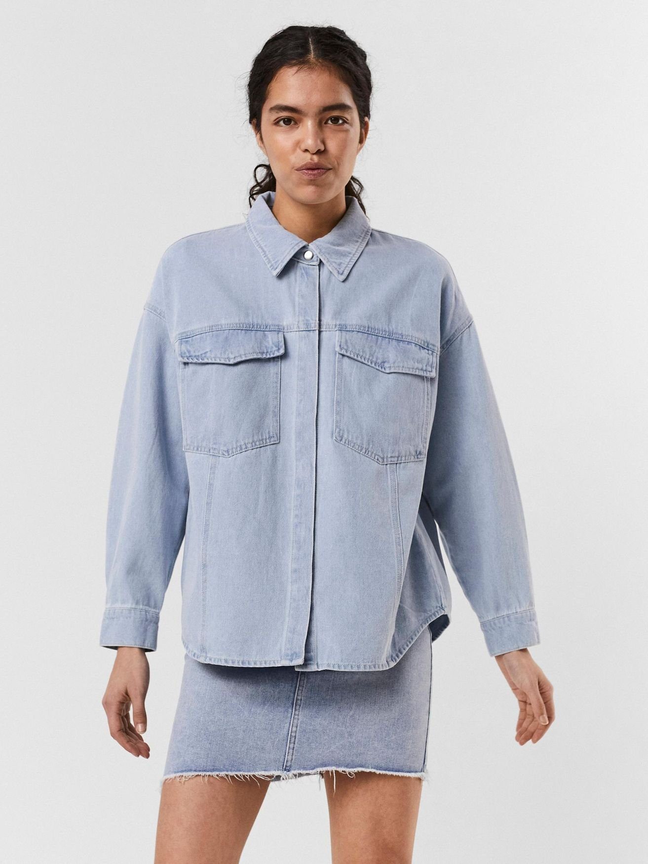 Vero Moda Blusenshirt Oversized Denim Bluse Jeans Hemd VMPALOMA 4857 in  Blau, MATERIAL - Aus 100% Baumwolle (20% recycelt).