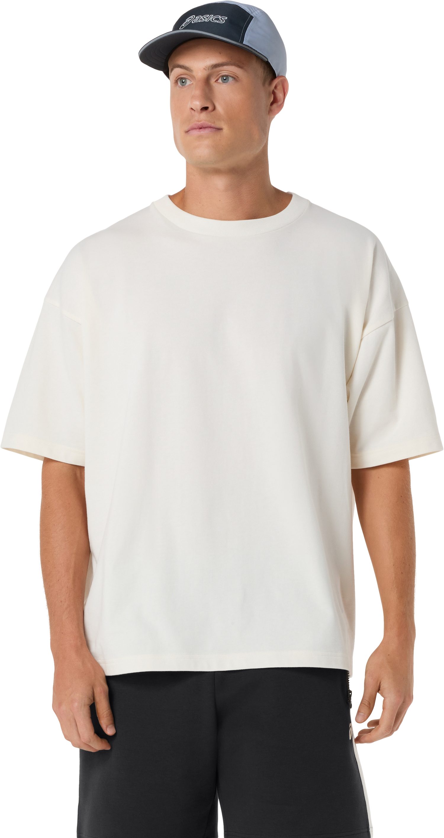 Asics Trainingsshirt ASICS TRACK CLUB HERITAGE RELAXED TEE lockere Passform, schnell trocknendes Baumwoll-Mischgewebe