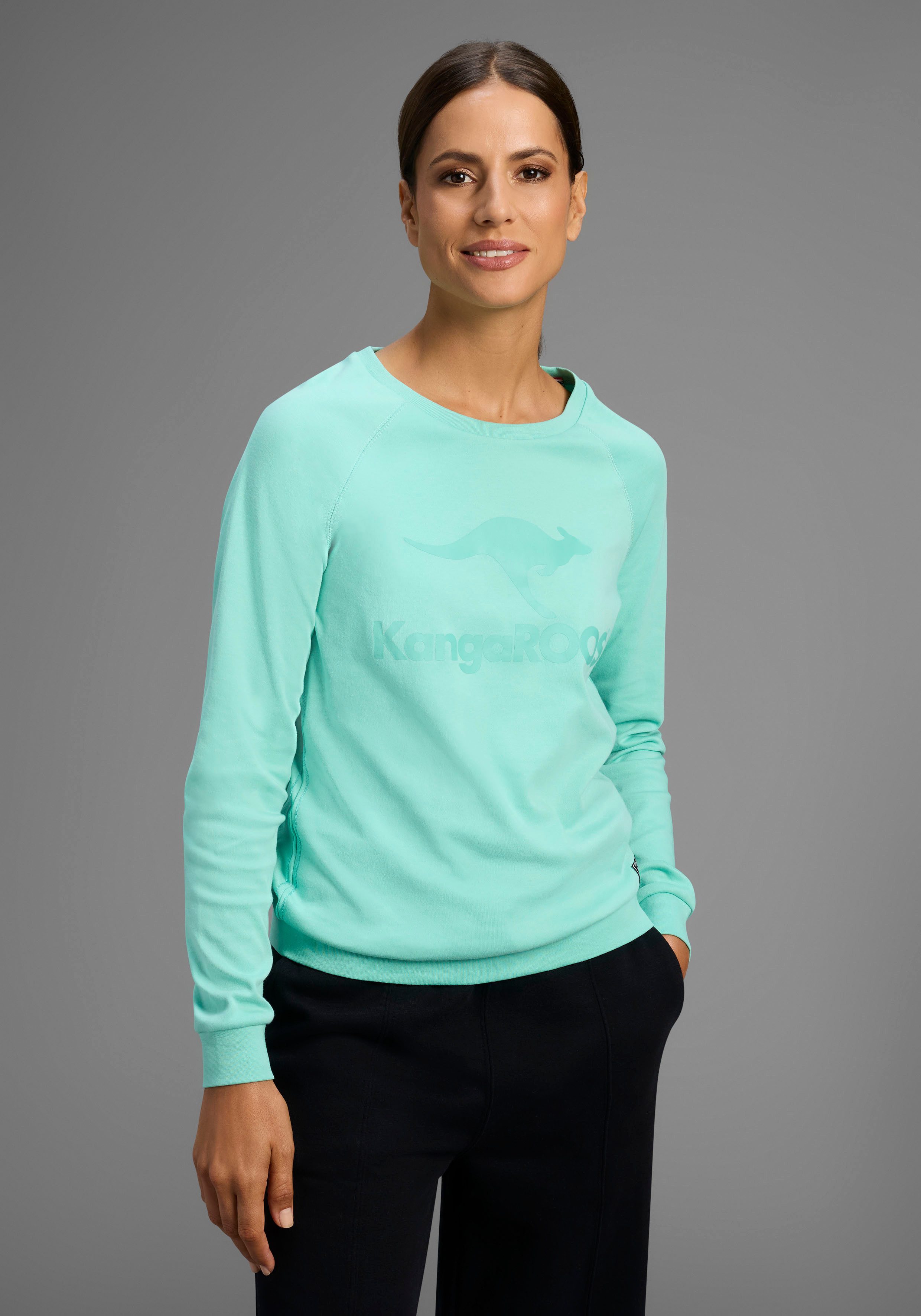 KangaROOS Sweatshirt Langarm, figurumspielender Schnitt, mit günstig online kaufen