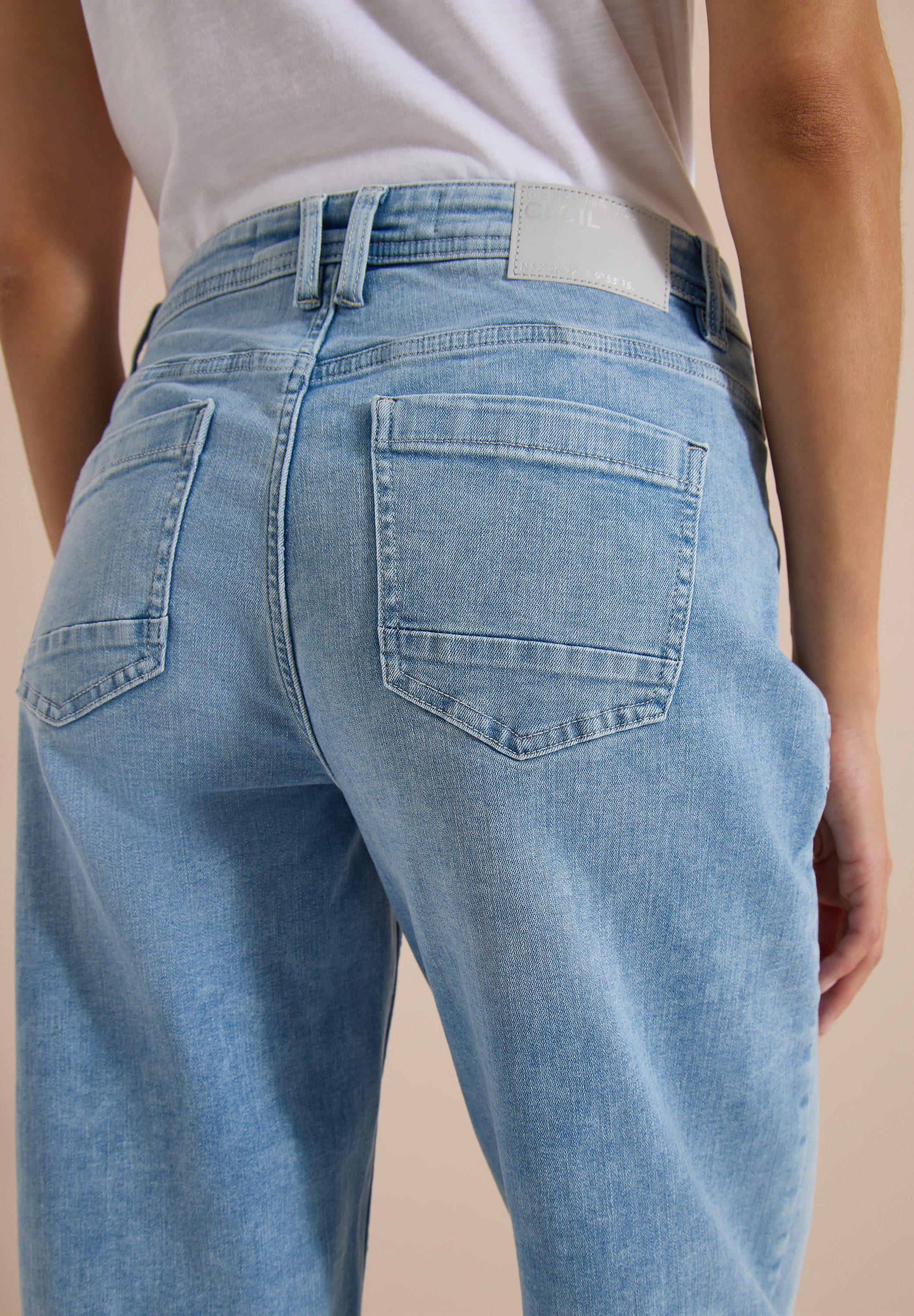 CECIL Loose-fit-Jeans Style Scarlett lockerer Sitz, elastischer Baumwollmix