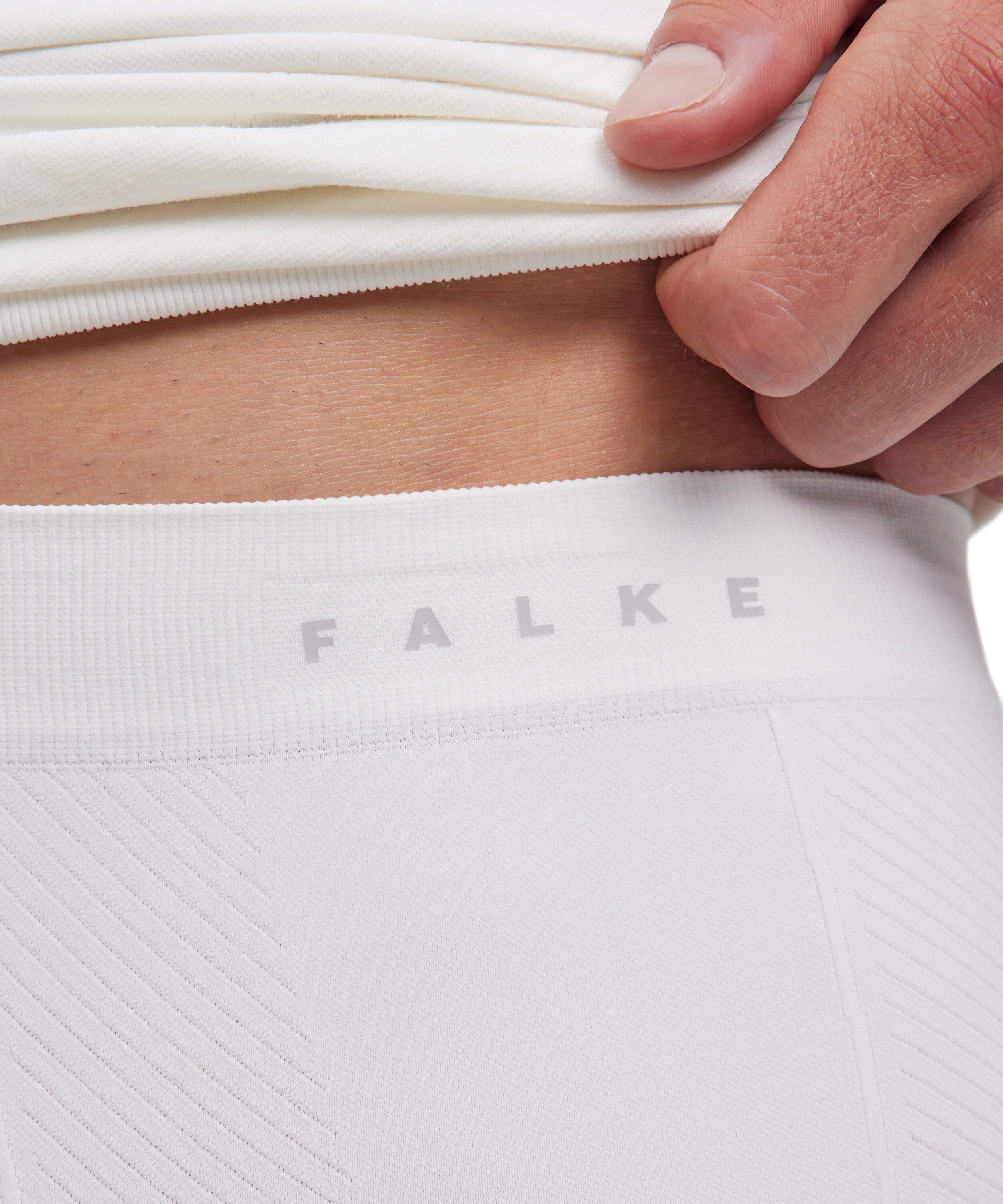 FALKE Funktionsunterhose FALKE Boxer Warm (1-St., 1) thermoregulierend für warme bis kalte Temperaturen