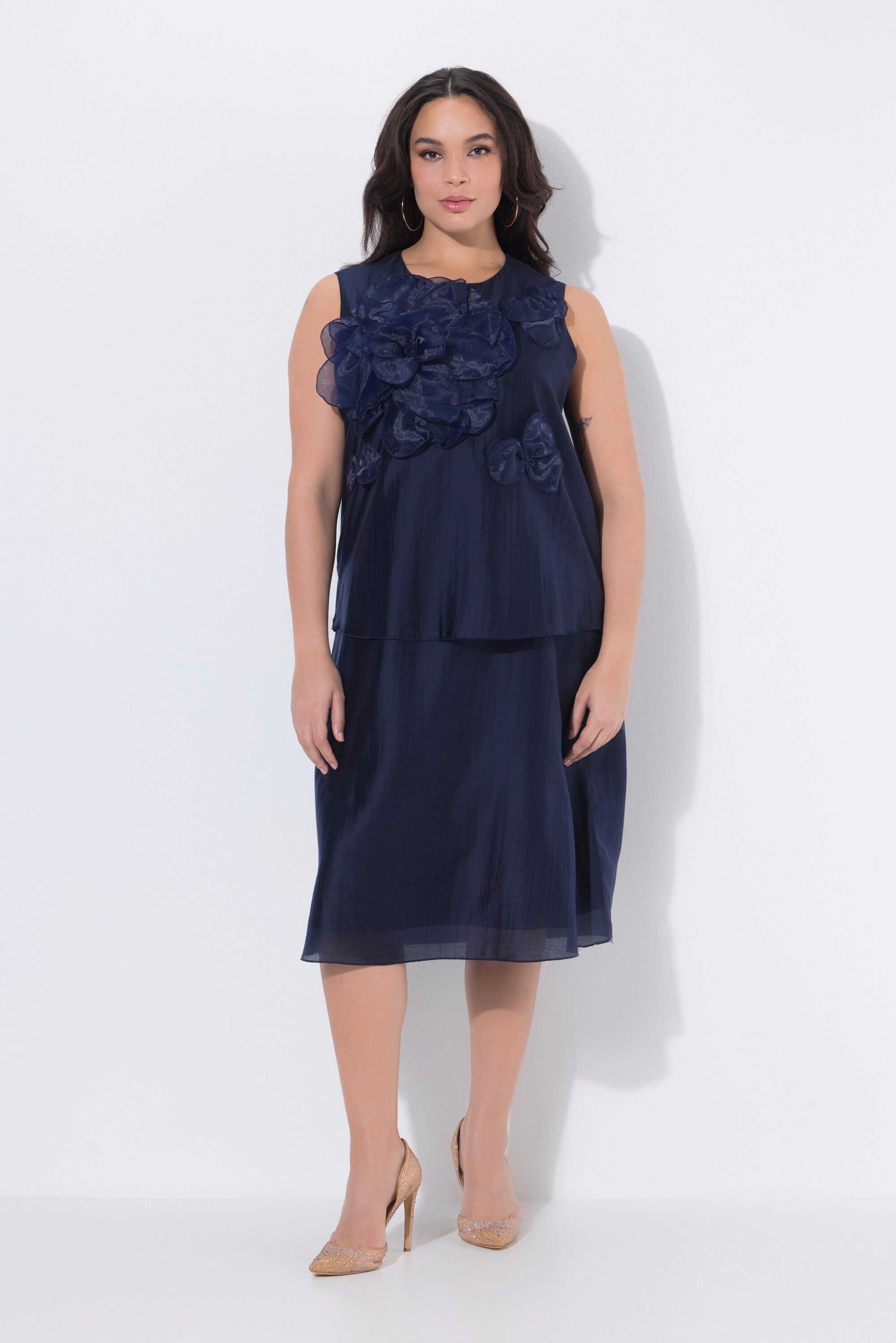 Ulla Popken Midikleid Chiffon-Midikleid Blüten-Applikation Rundhals