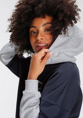 KangaROOS Kapuzensweatshirt in cooler Oversize-Form mit großen Logoschriftzug - NEUE KOLLEKTION